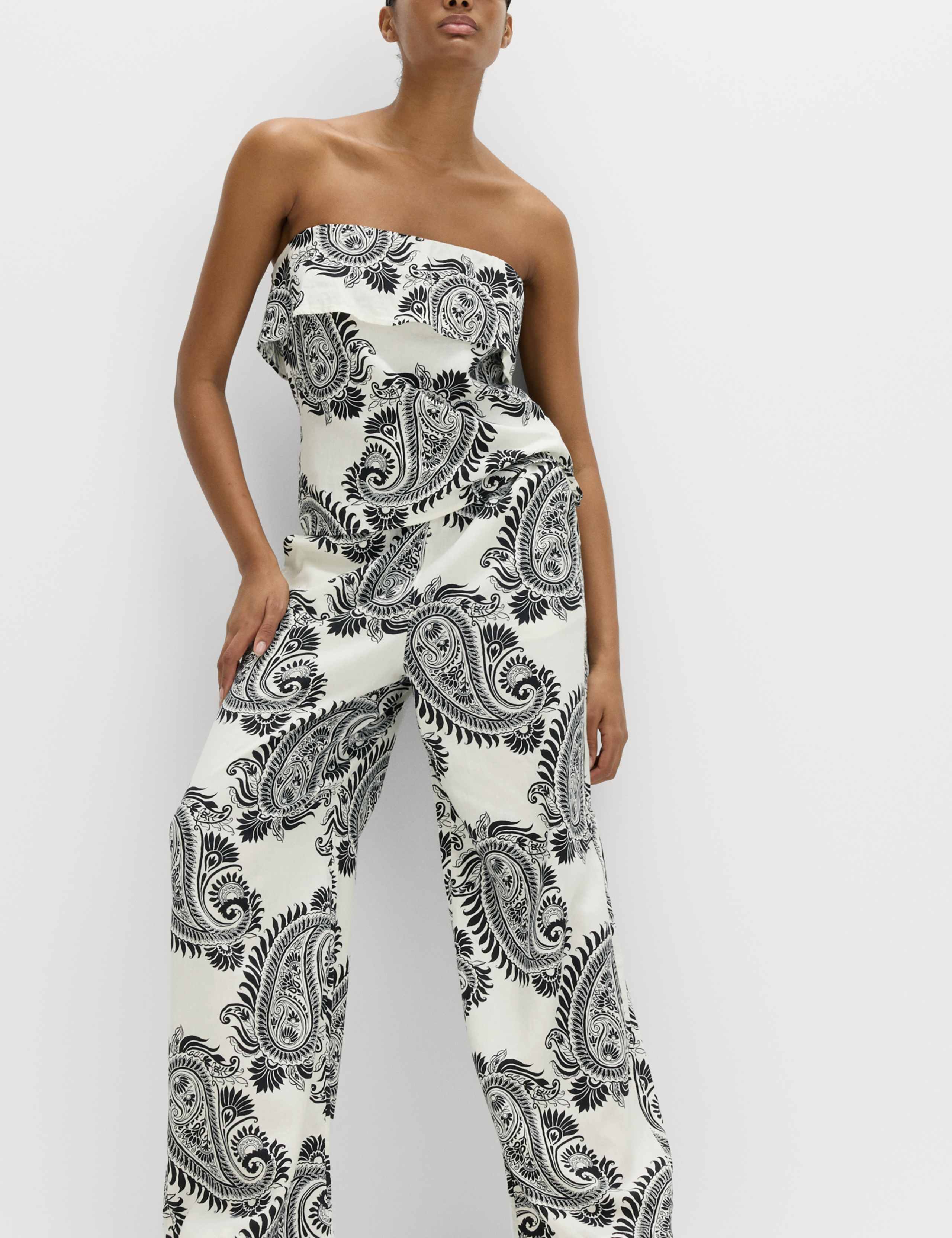 Linen Rich Drawstring Wide Leg Trousers 5 of 7