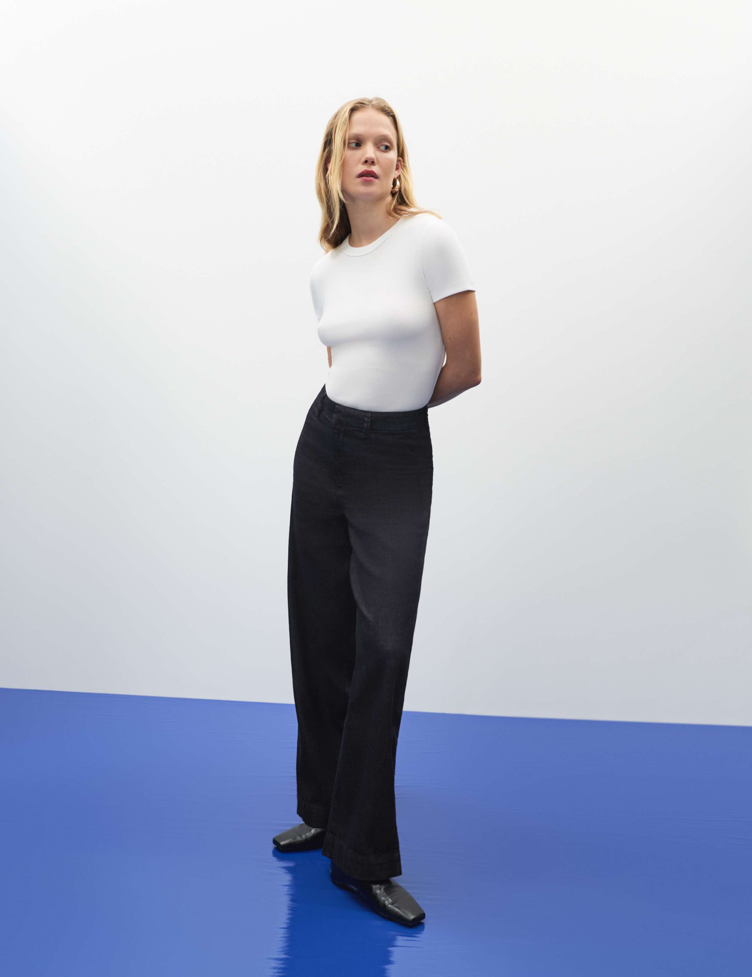 High Waisted Wide Leg Jeans 3 of 7