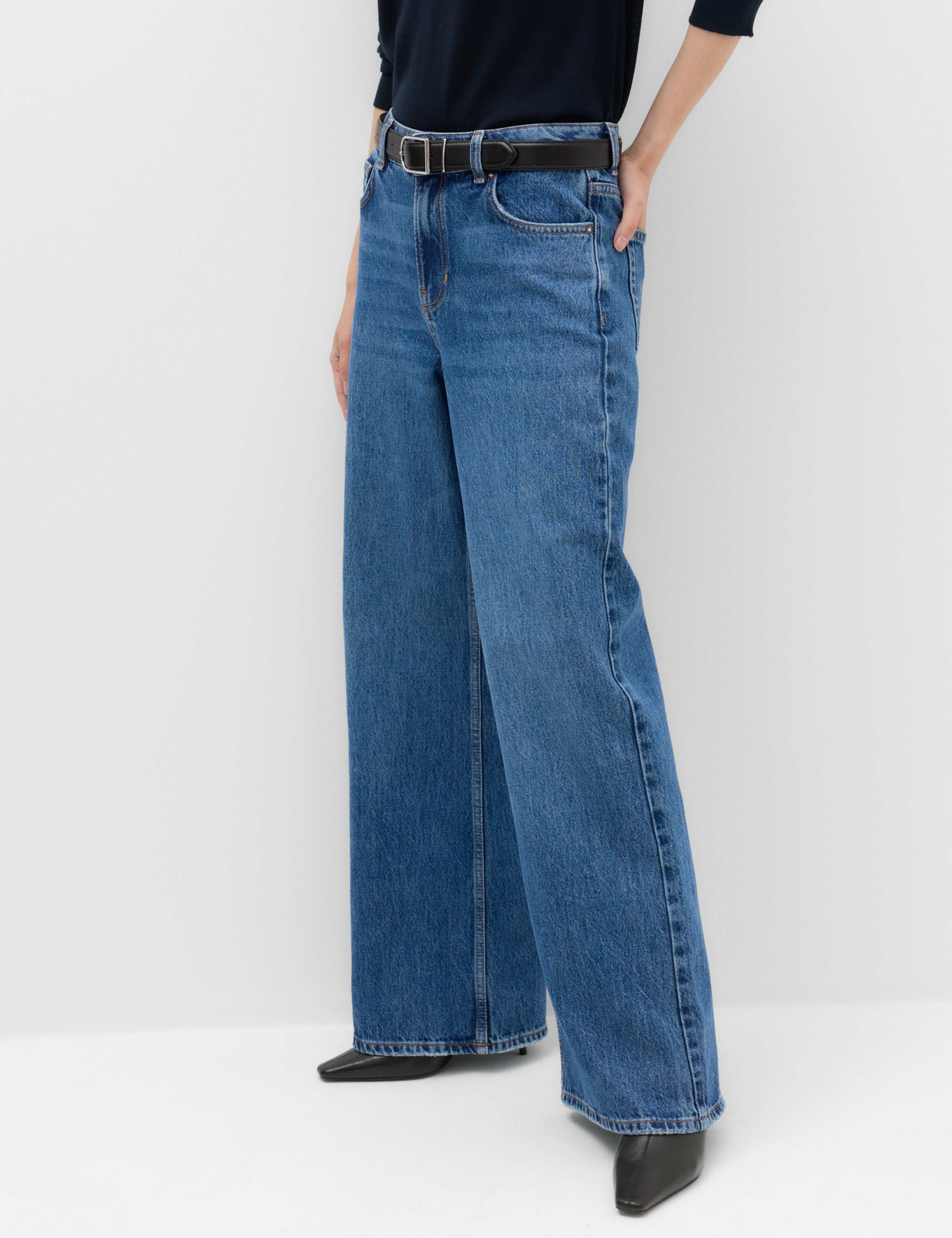 Low Rise Wide Leg Jeans 6 of 7