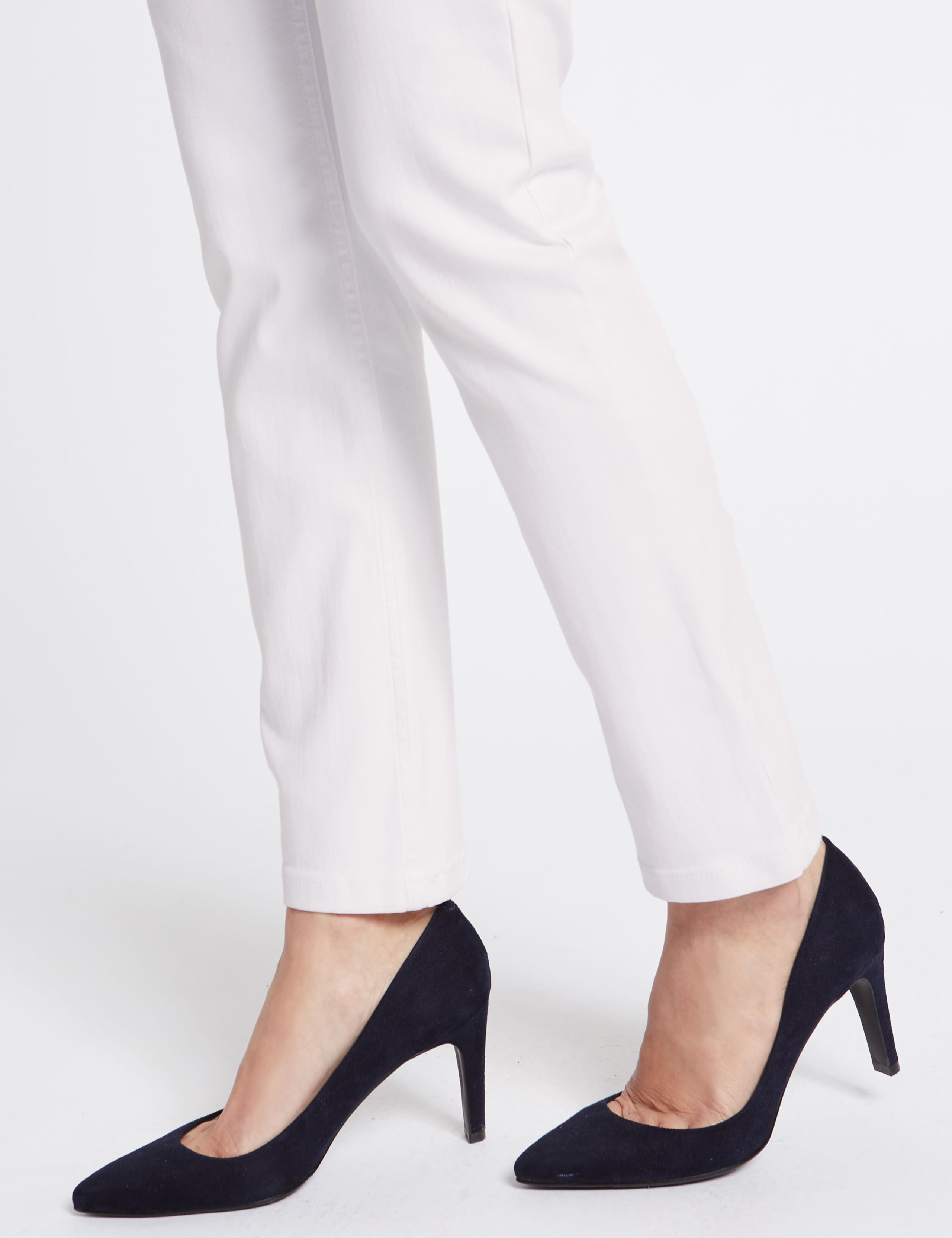 Sculpt & Lift Roma Rise Slim Leg Jeans 7 of 7