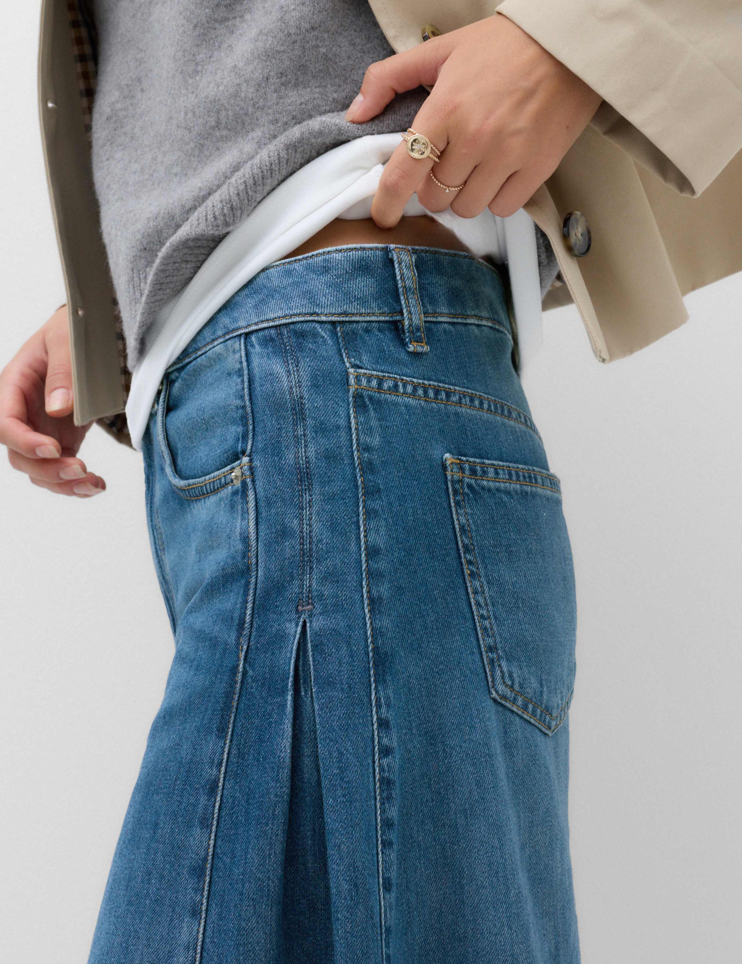 Vintage Look High Waisted Baggy Wide Leg Jeans 3 of 6