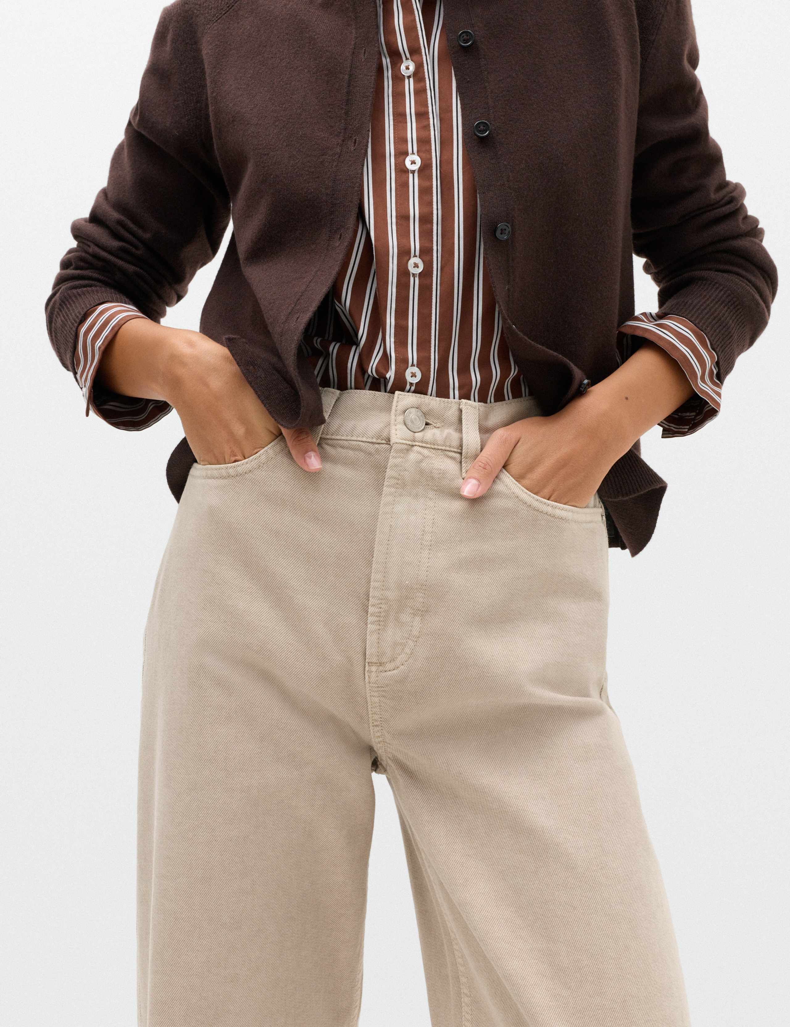 High Waisted Balloon Leg Jeans 5 of 6