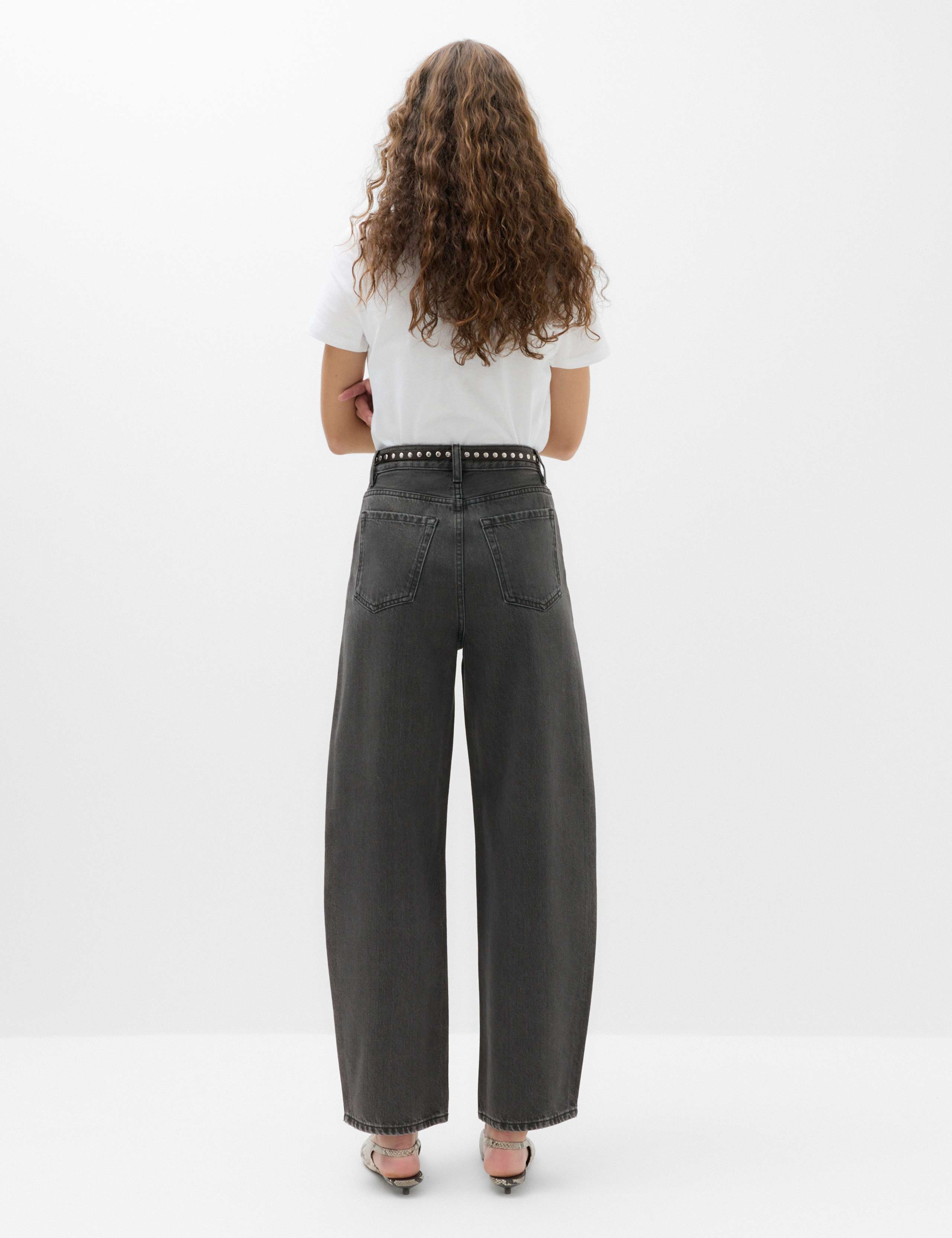 High Waisted Balloon Leg Jeans 4 of 7