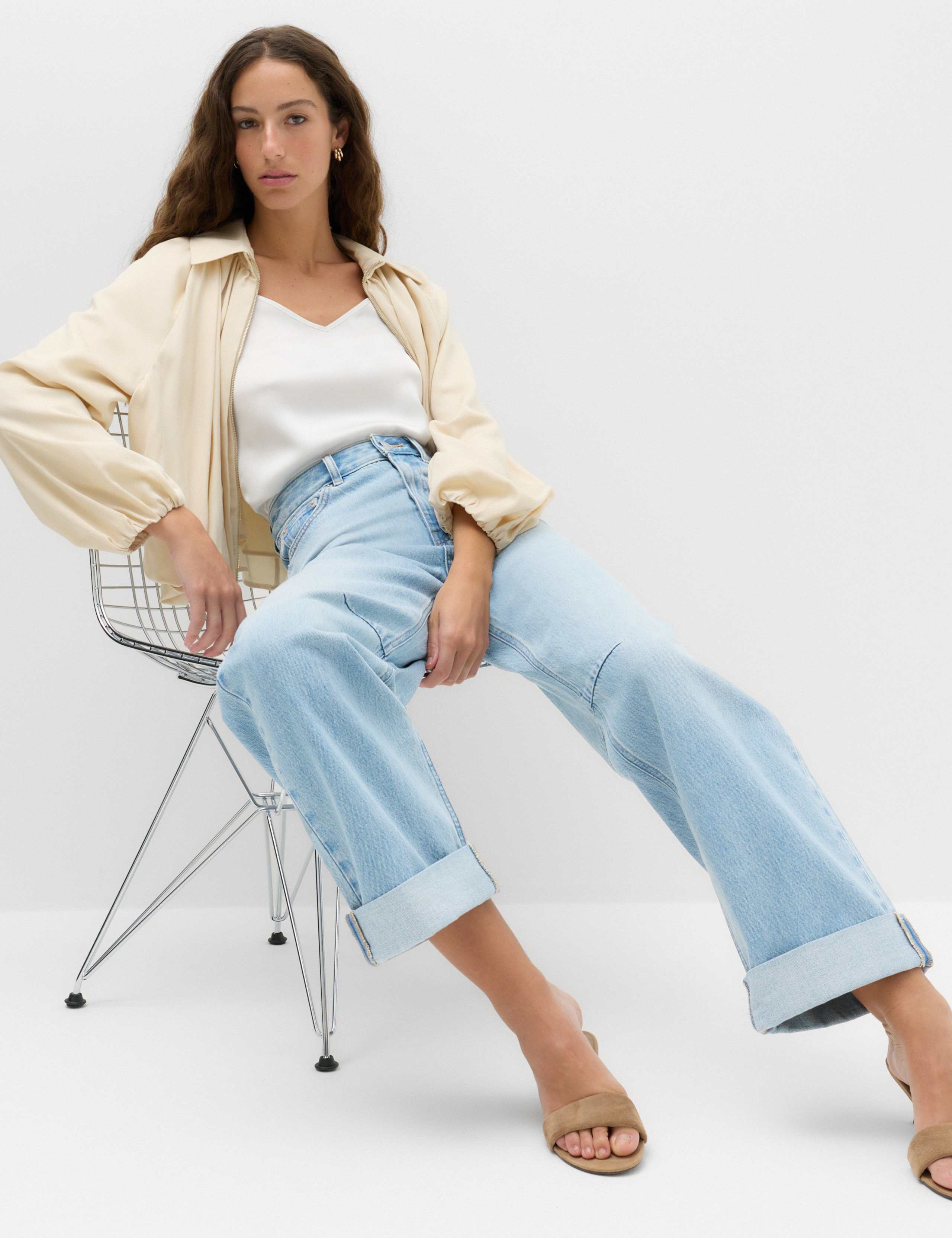 High Waisted Barrel Turn Up Jeans 3 of 6