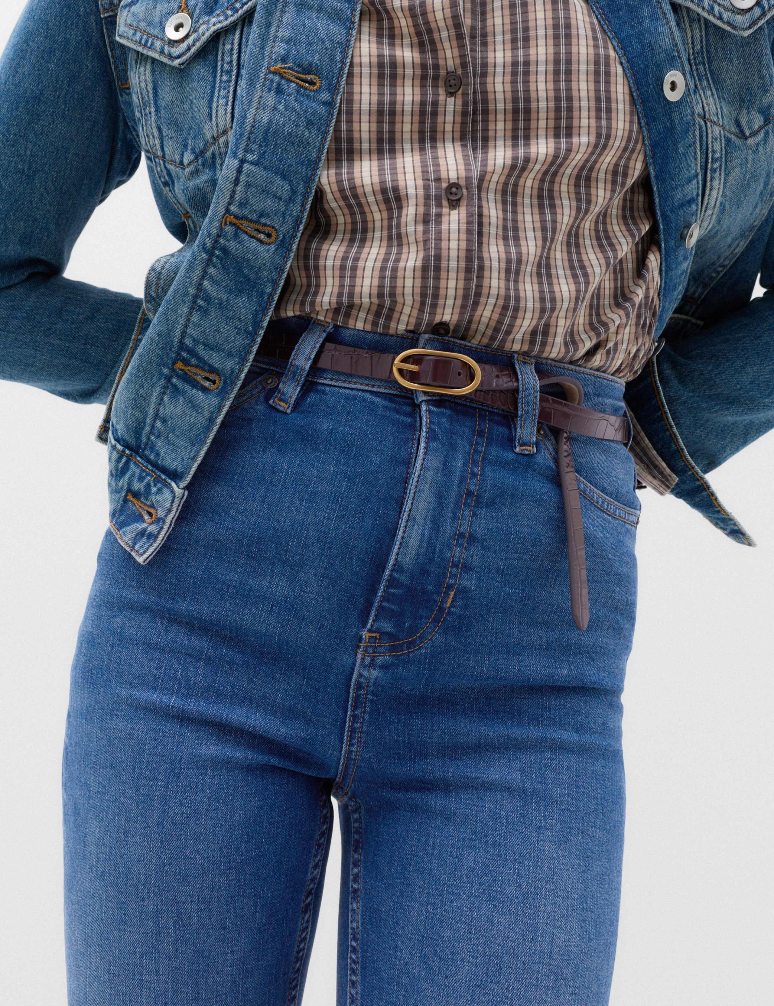 Eva High Rise Bootcut Jeans 3 of 6