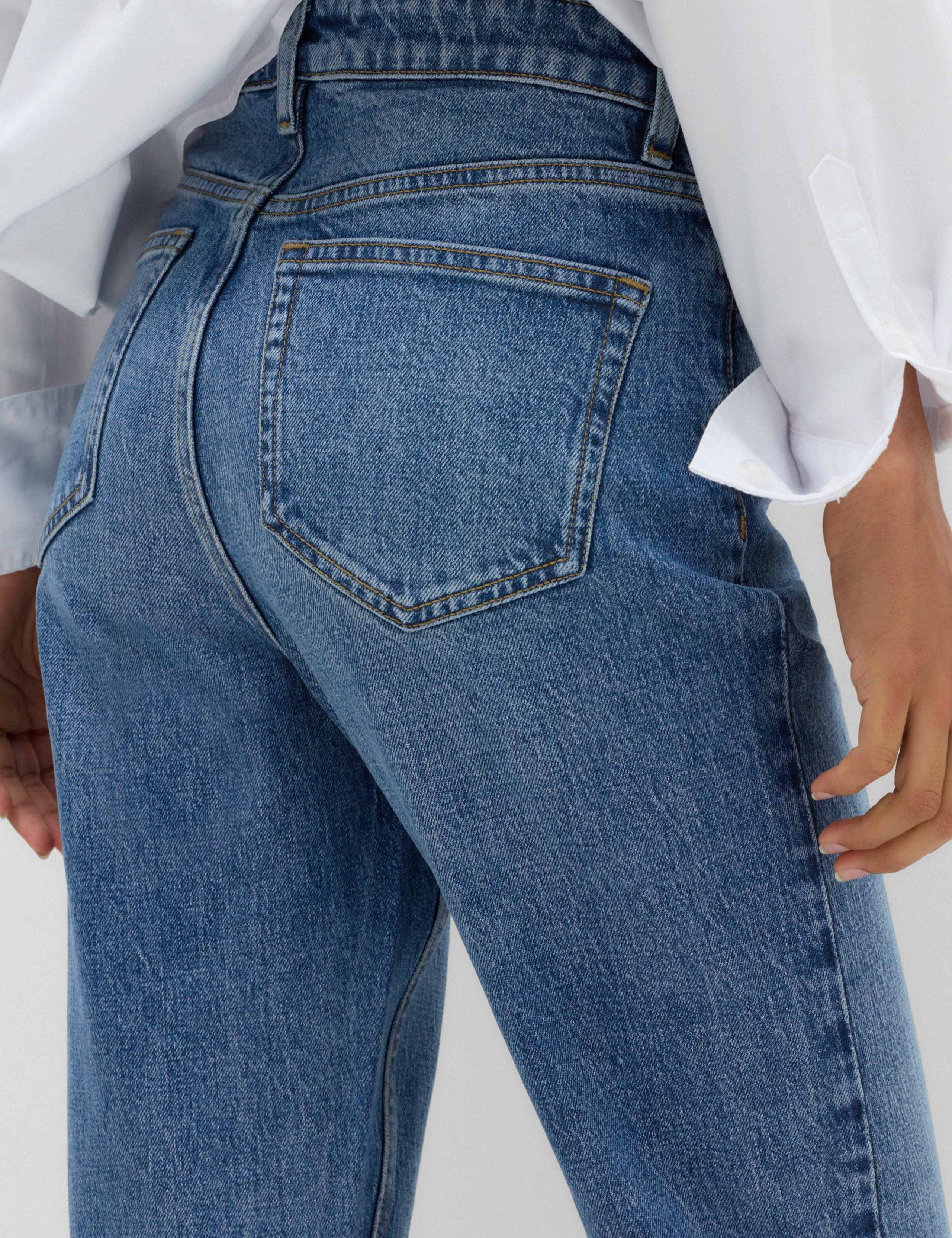 Mid Rise Straight Leg Ankle Length Jeans 3 of 6
