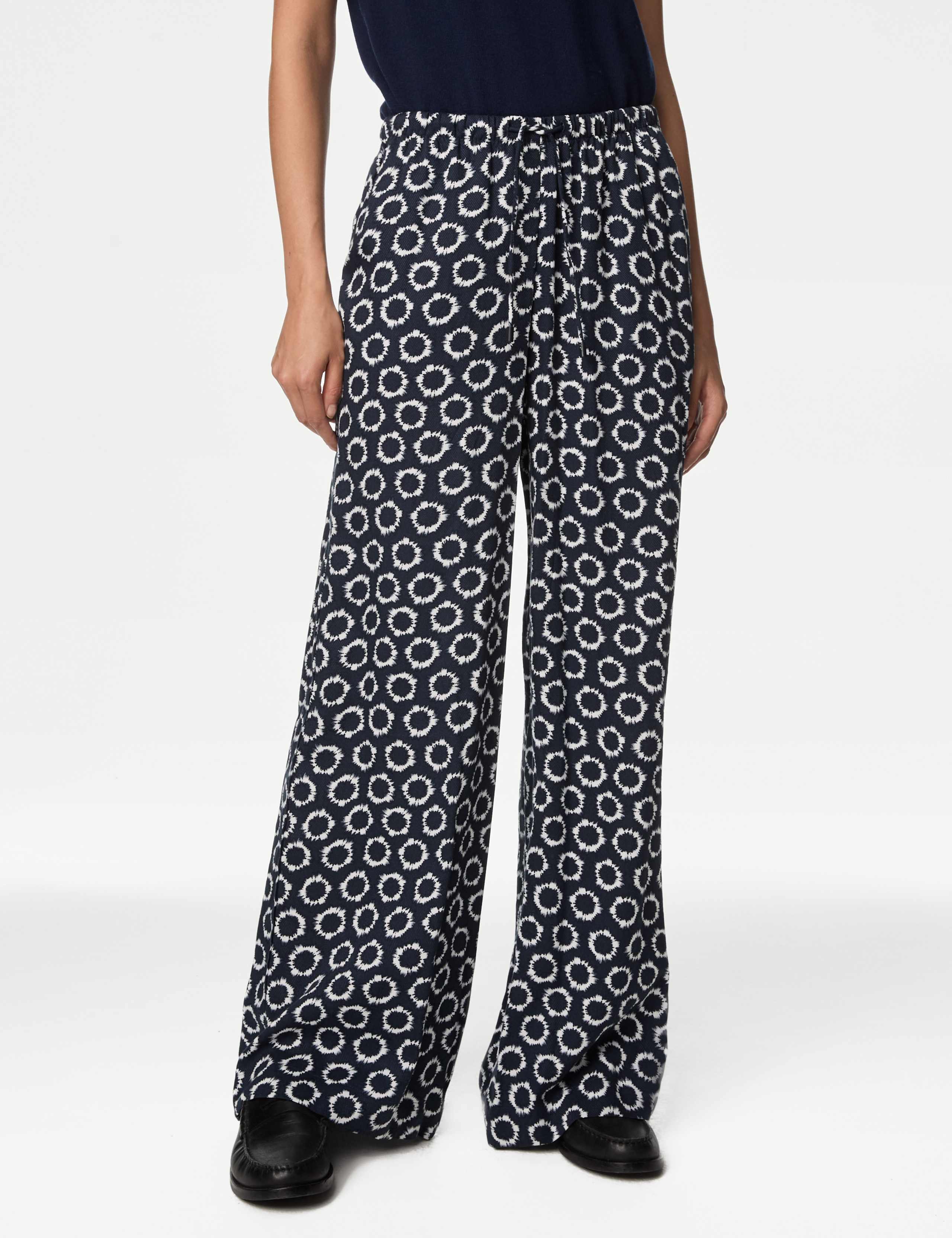 Wide Leg Floral Elasticated Waisted Trousers 3 of 5