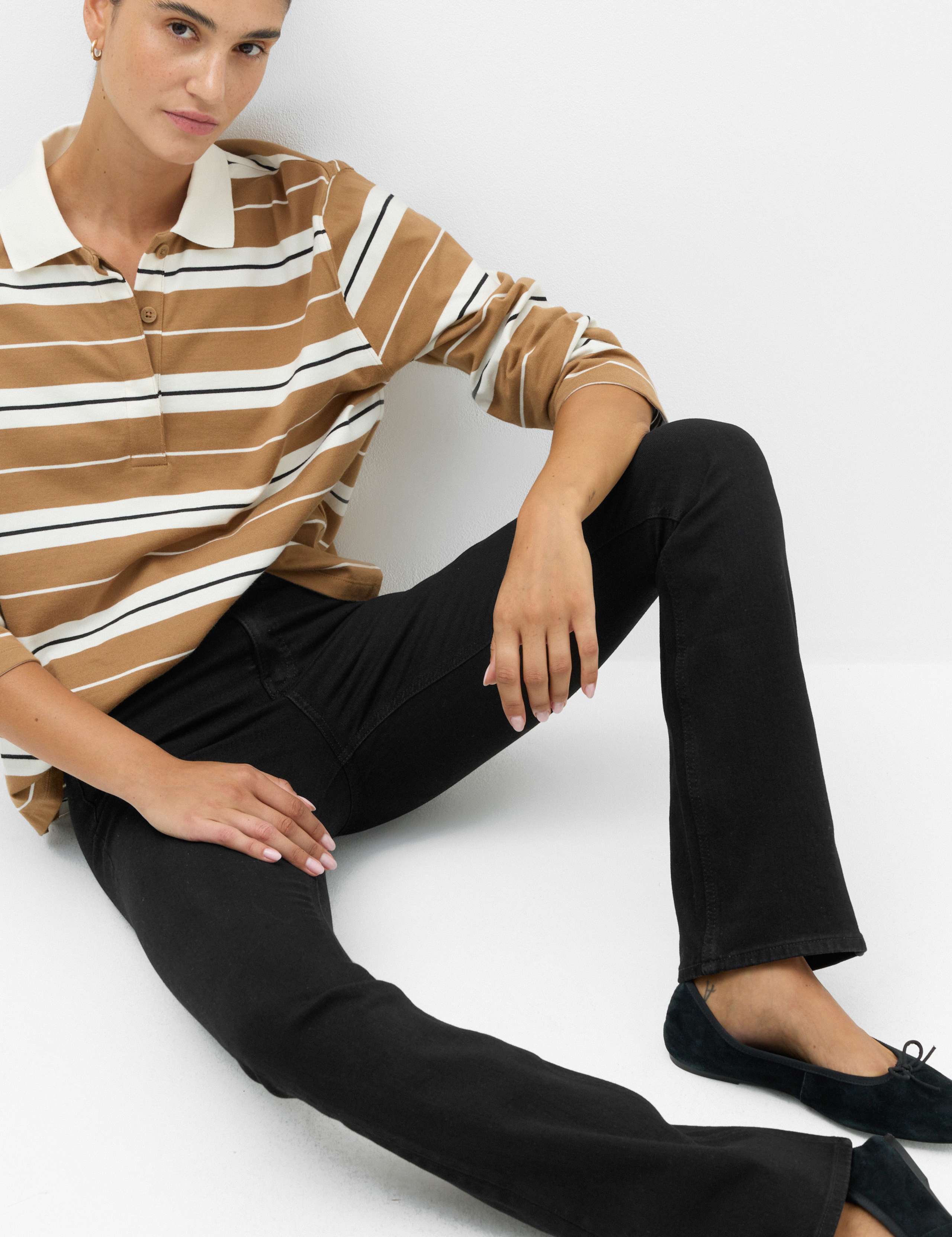 Magic Shaping High Waisted Slim Flare Jeans 5 of 5