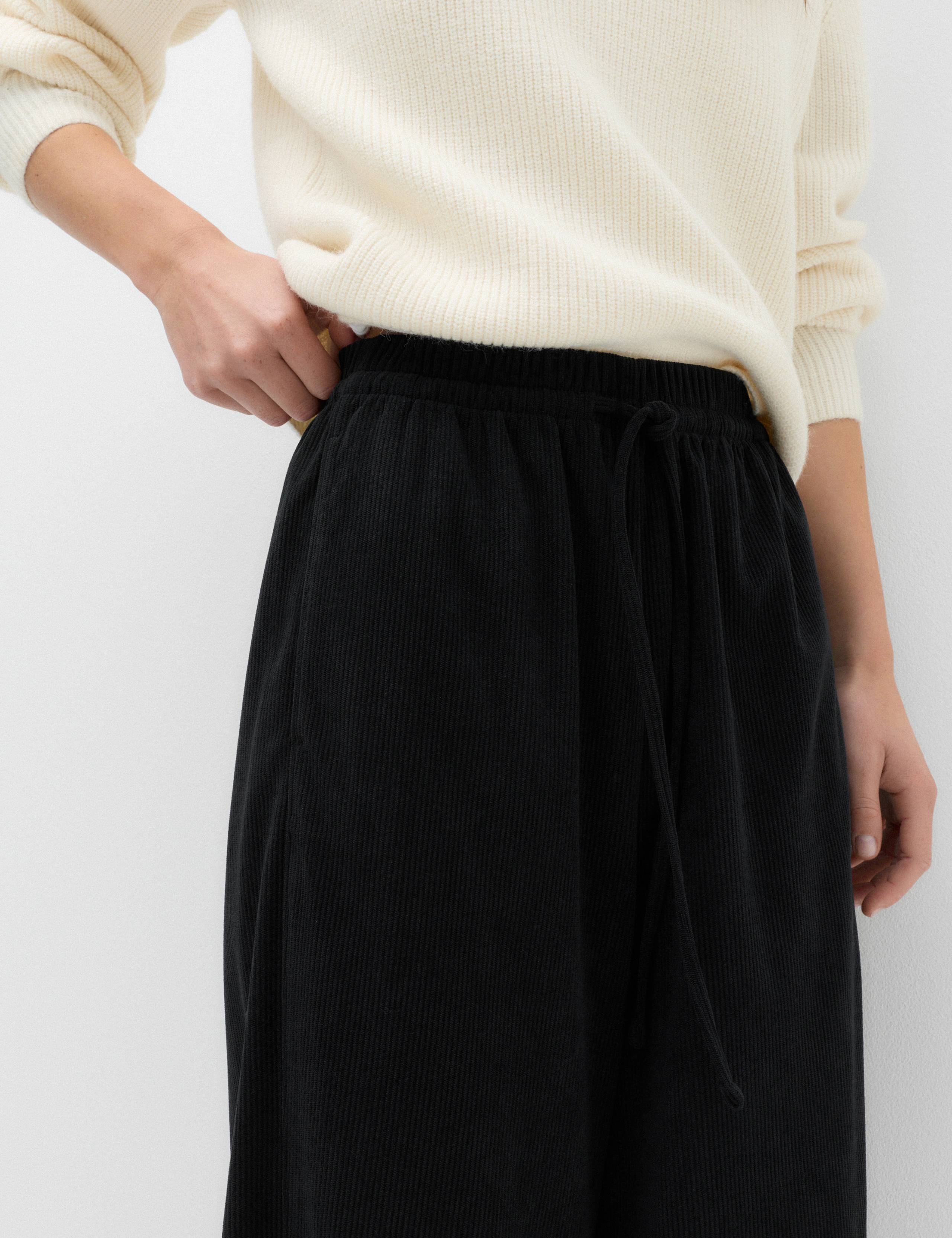 Cord Pull On Barrel Leg Trousers 3 of 5