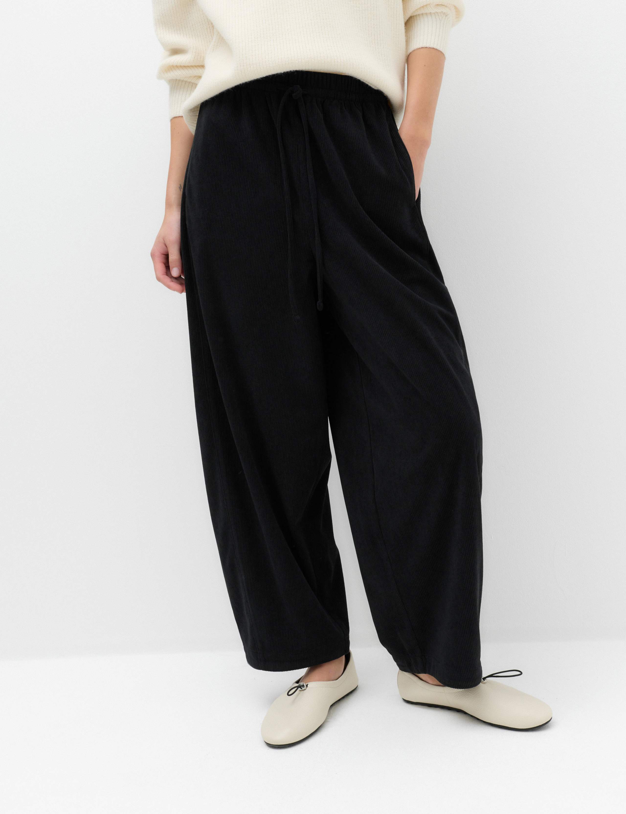 Cord Pull On Barrel Leg Trousers 5 of 5