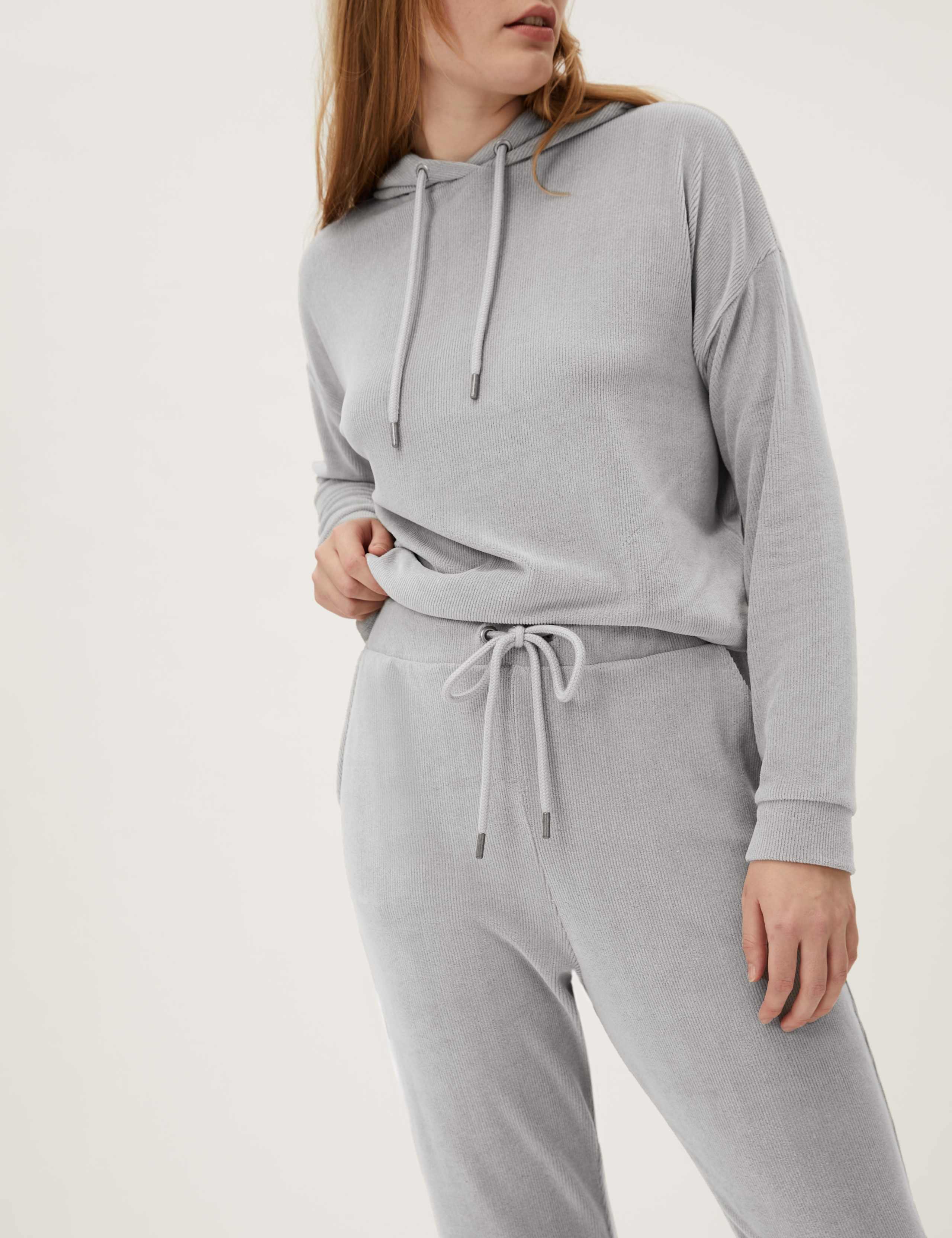 Velour Cuffed Joggers 3 of 5