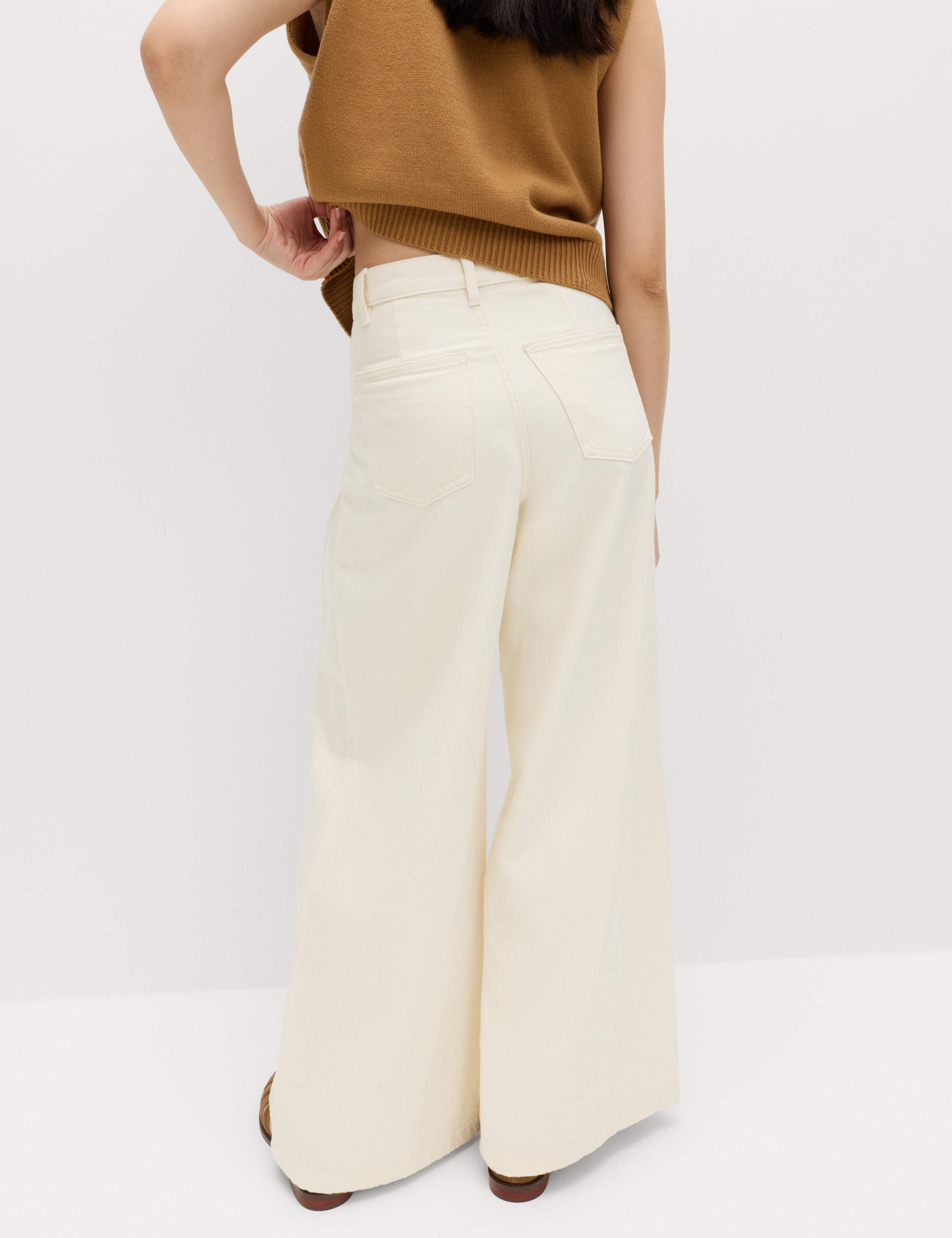 High Waisted Pleated Palazzo Jeans 4 of 6