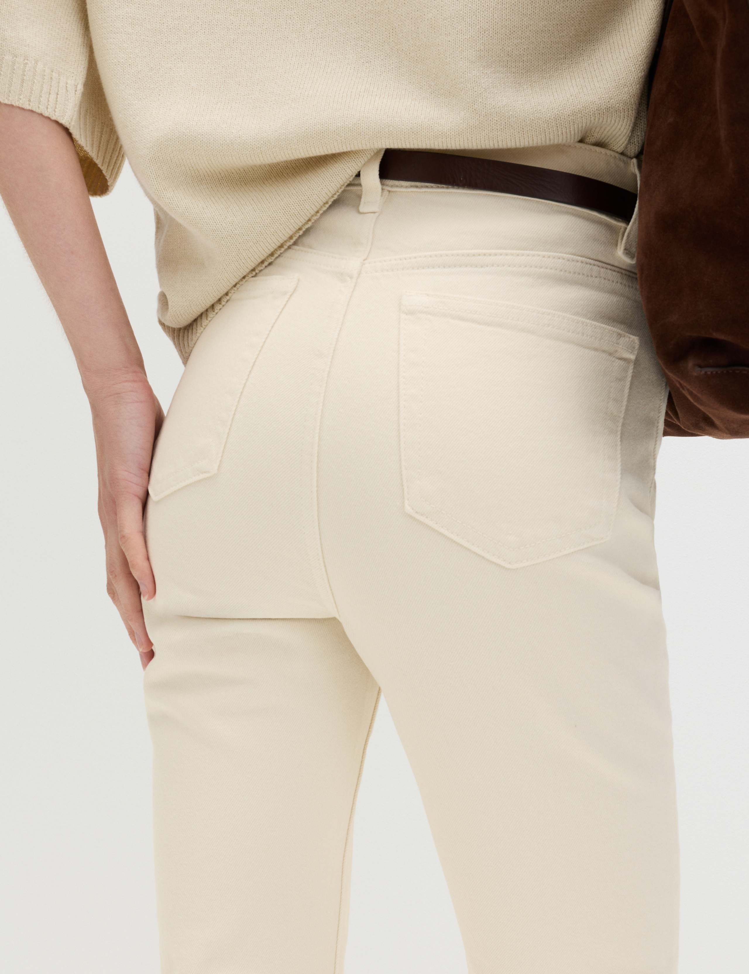 High Waisted Frayed Kickflare Jeans 4 of 6