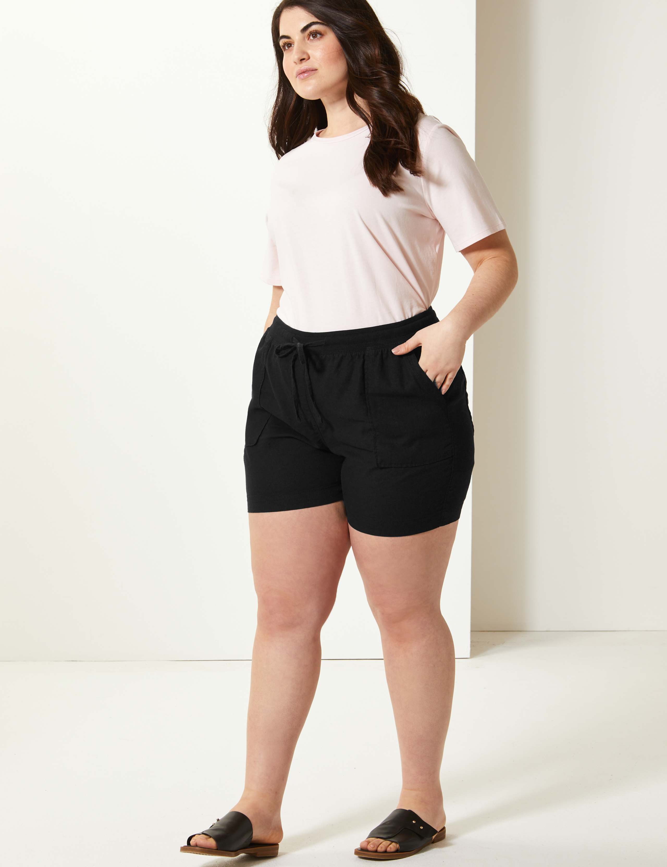 CURVE Linen Rich Shorts 1 of 4