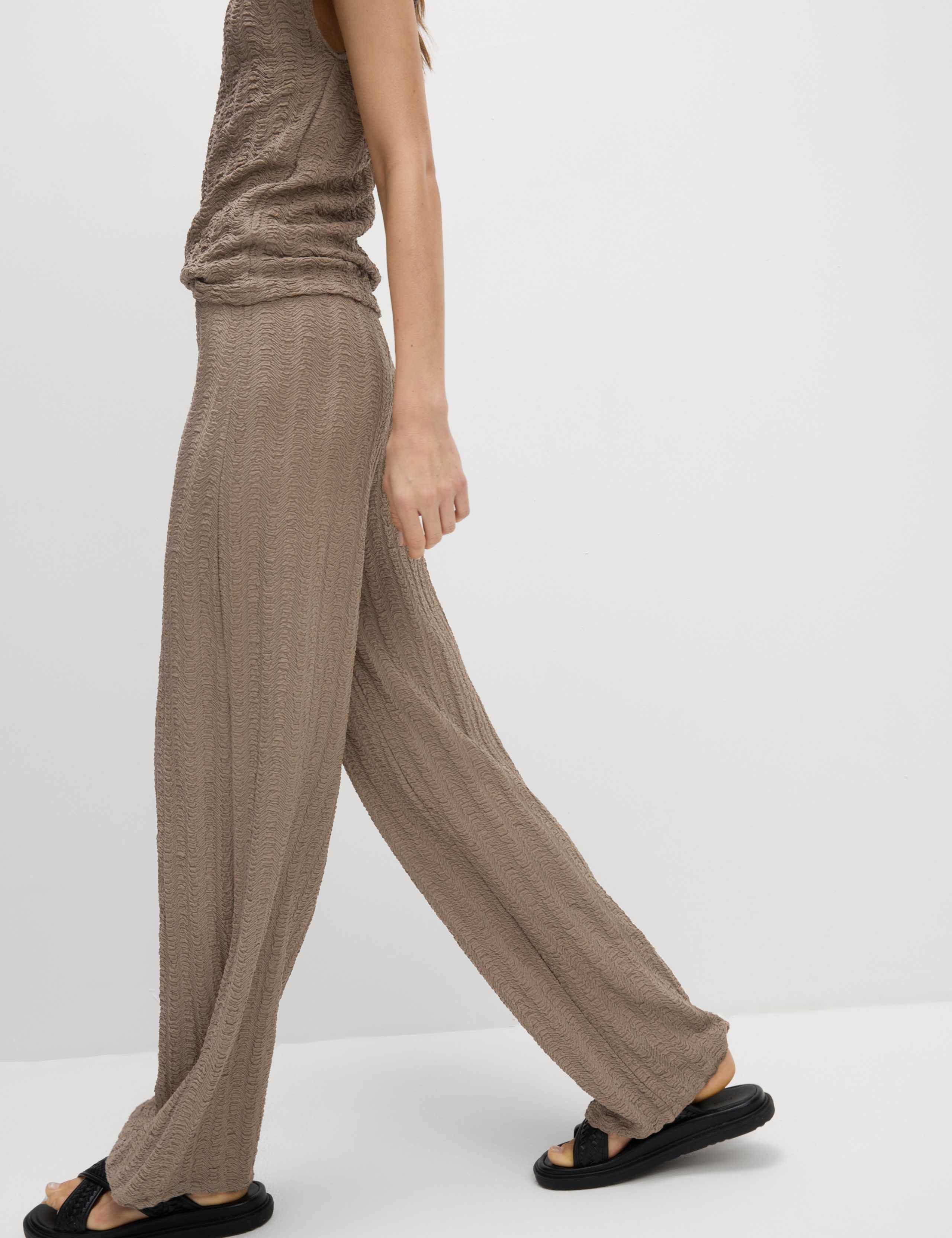 Textured Elasticated Waist Wide Leg Trousers 3 of 5