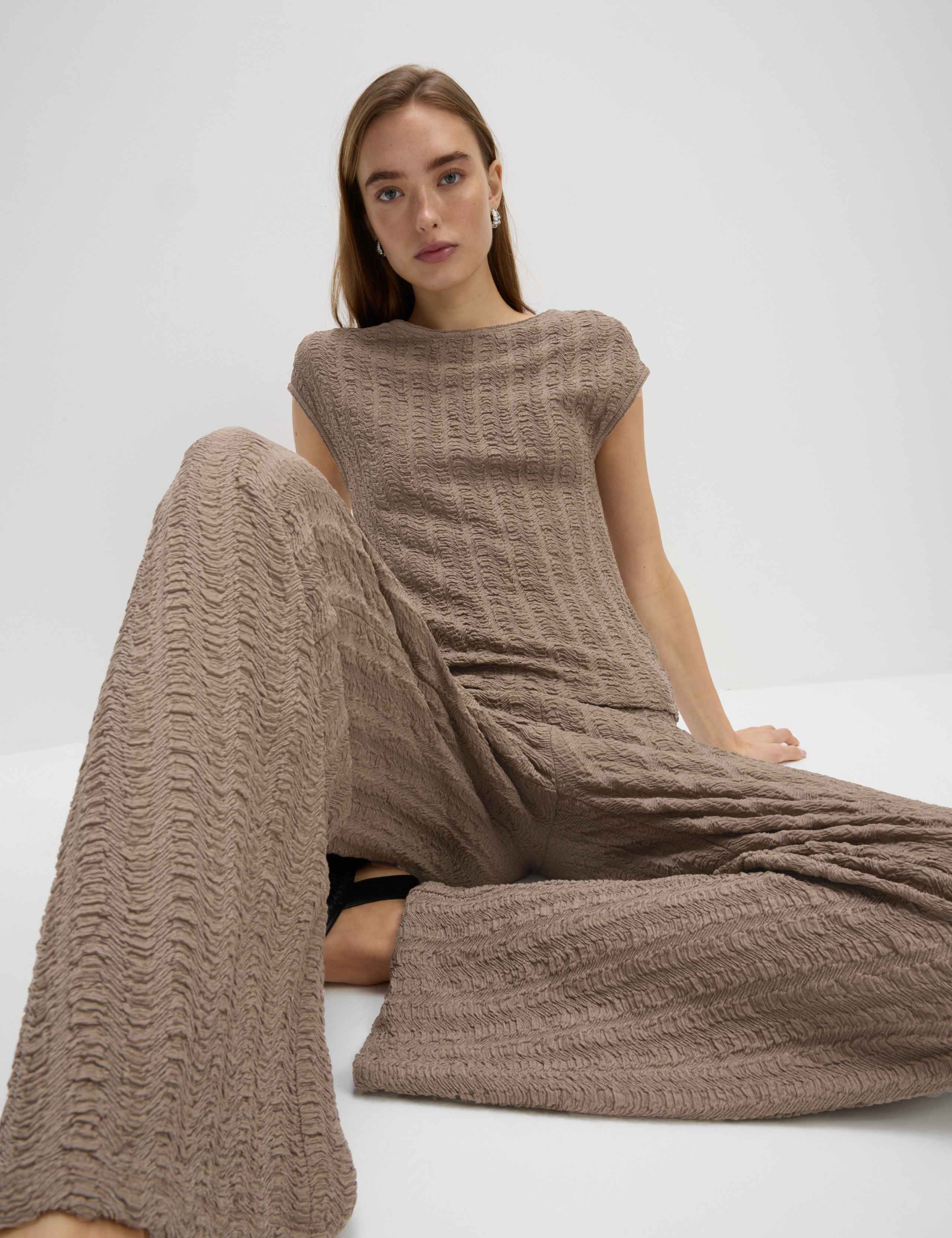 Textured Elasticated Waist Wide Leg Trousers 4 of 5