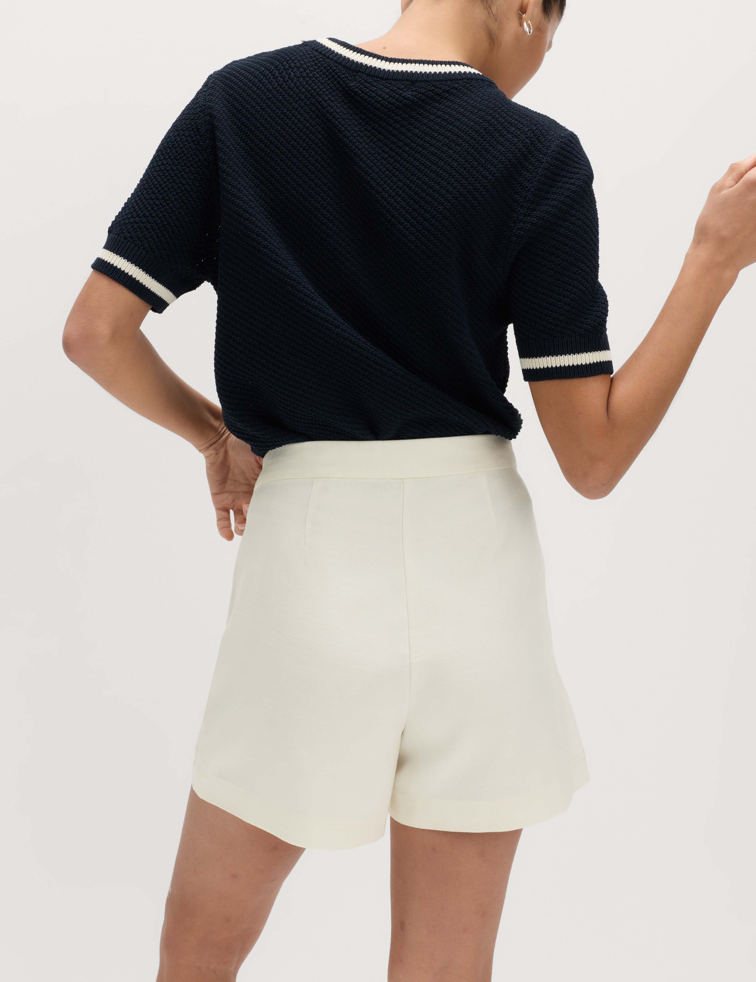 Lyocell Rich Button Detail Shorts 4 of 6