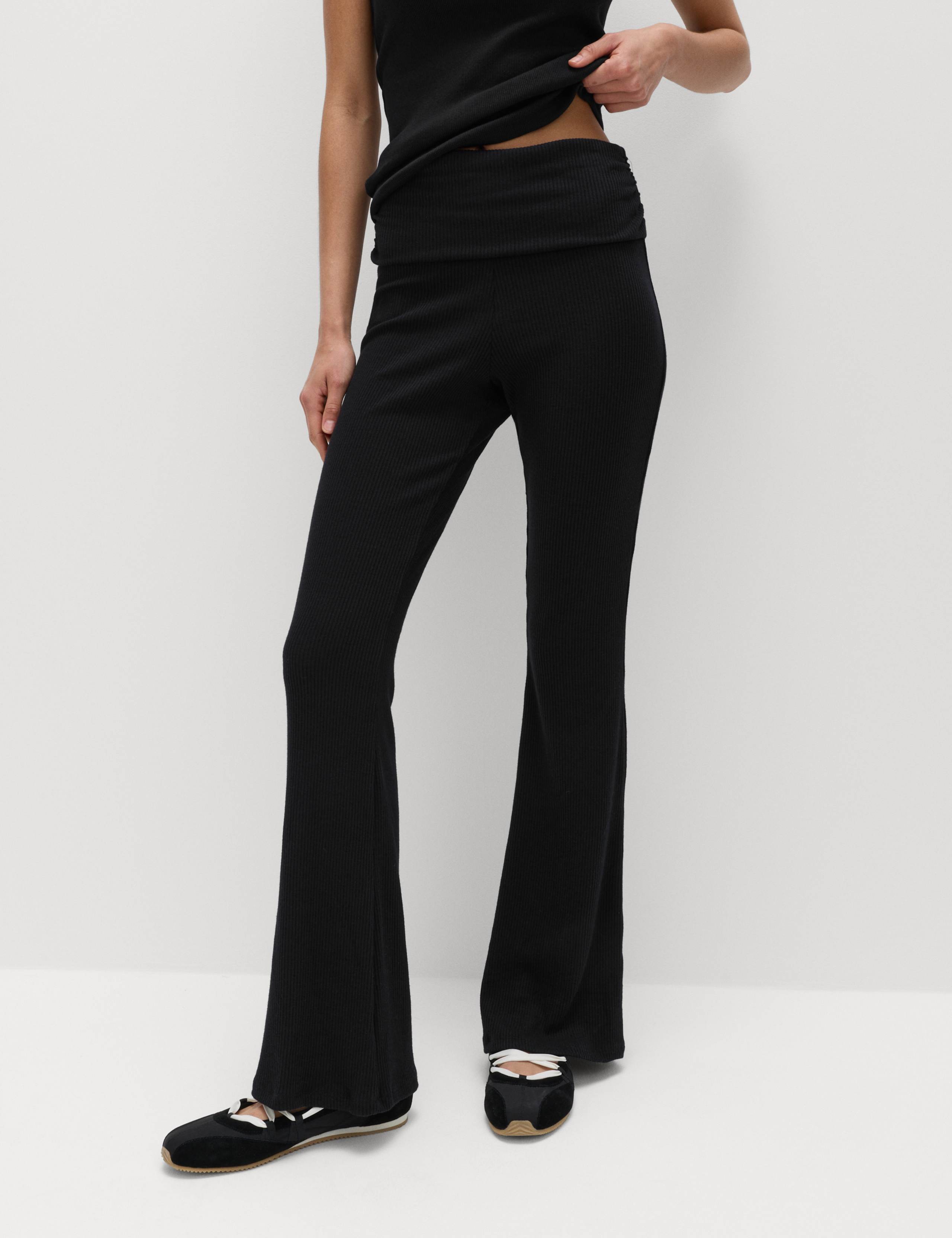 Ribbed Fold Over Kickflare Leggings 3 of 5