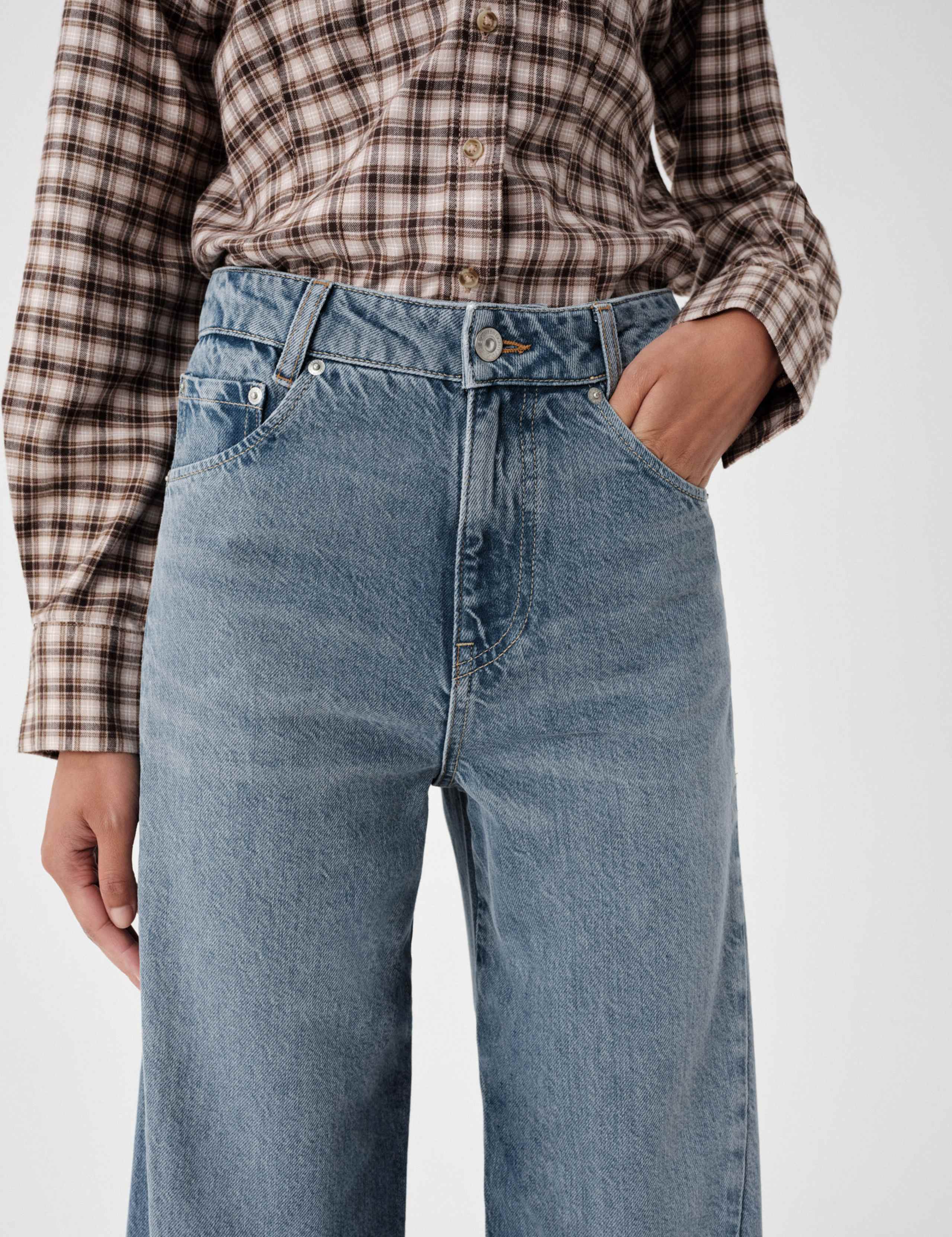 Twisted Seam Wide Leg Jean 5 of 7