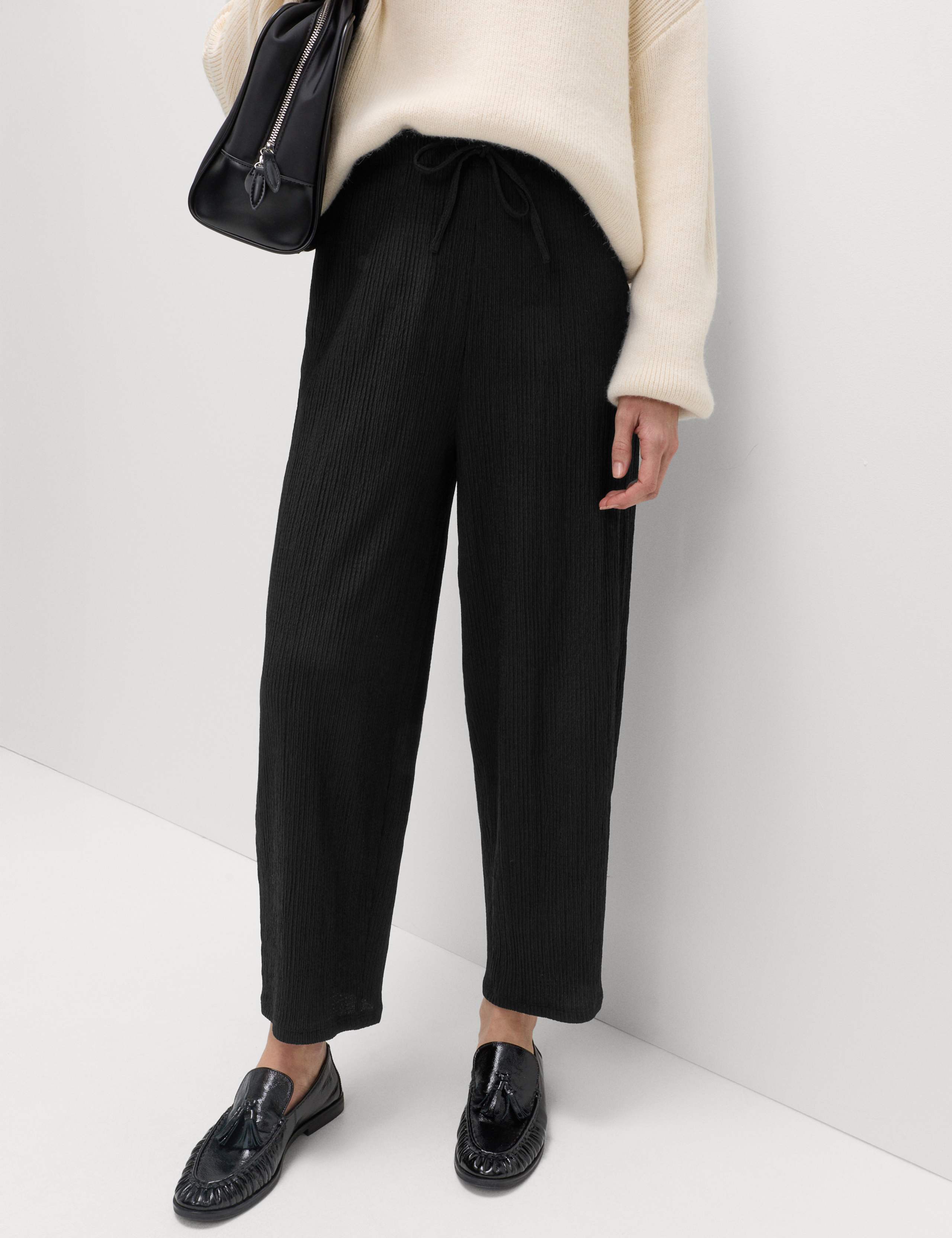 Textured Elasticated Waist Carrot Leg Trousers 5 of 5