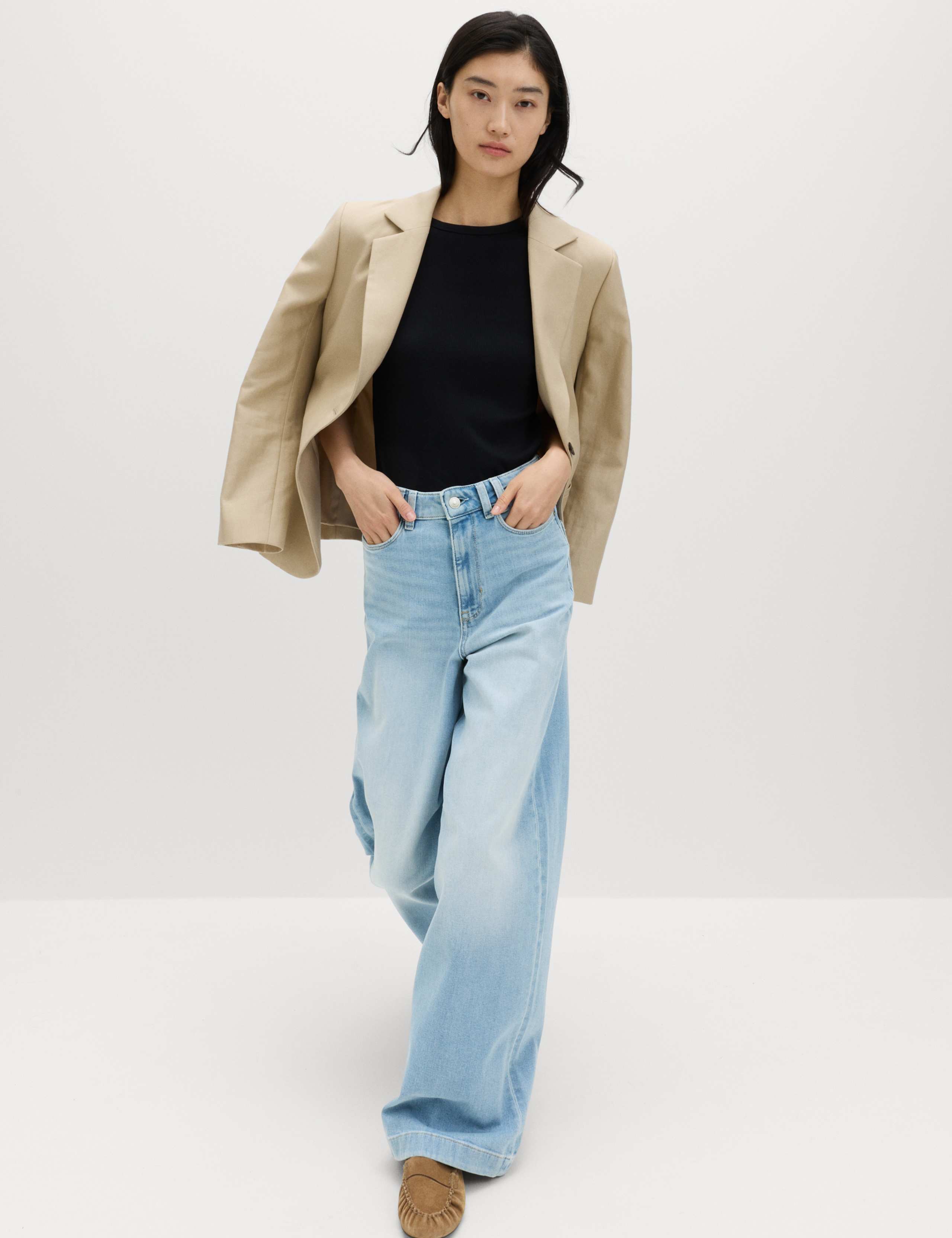 High Waisted Wide Leg Jeans 1 of 7