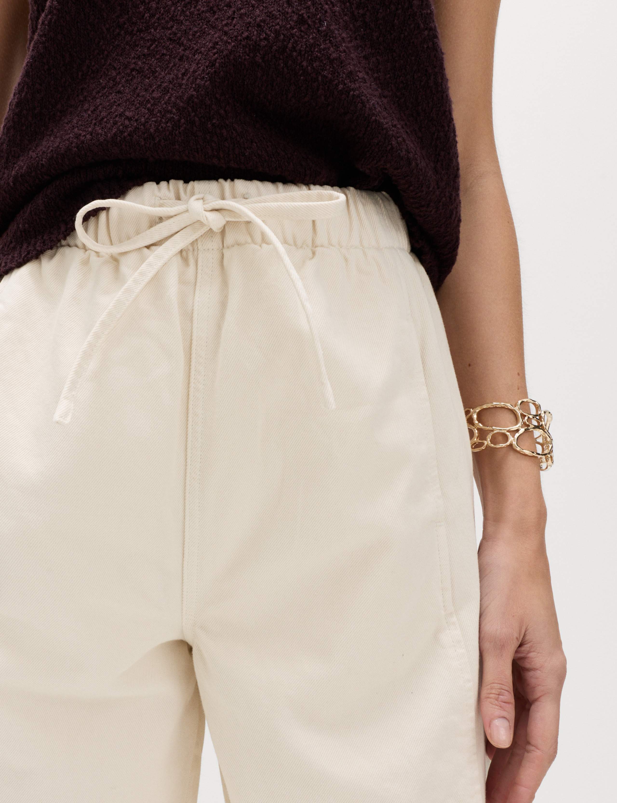 Pull On High Waisted Barrel Leg Jeans 3 of 5