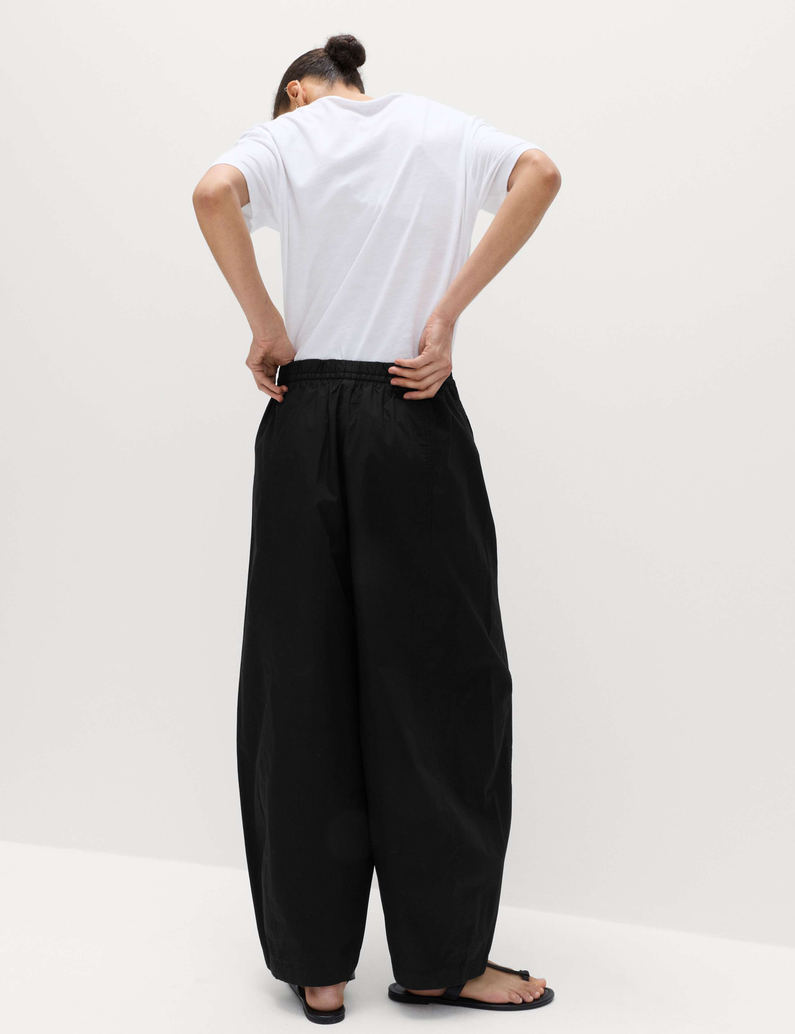 Pure Cotton Drawstring Barrel Leg Ankle Grazer Trousers 4 of 5