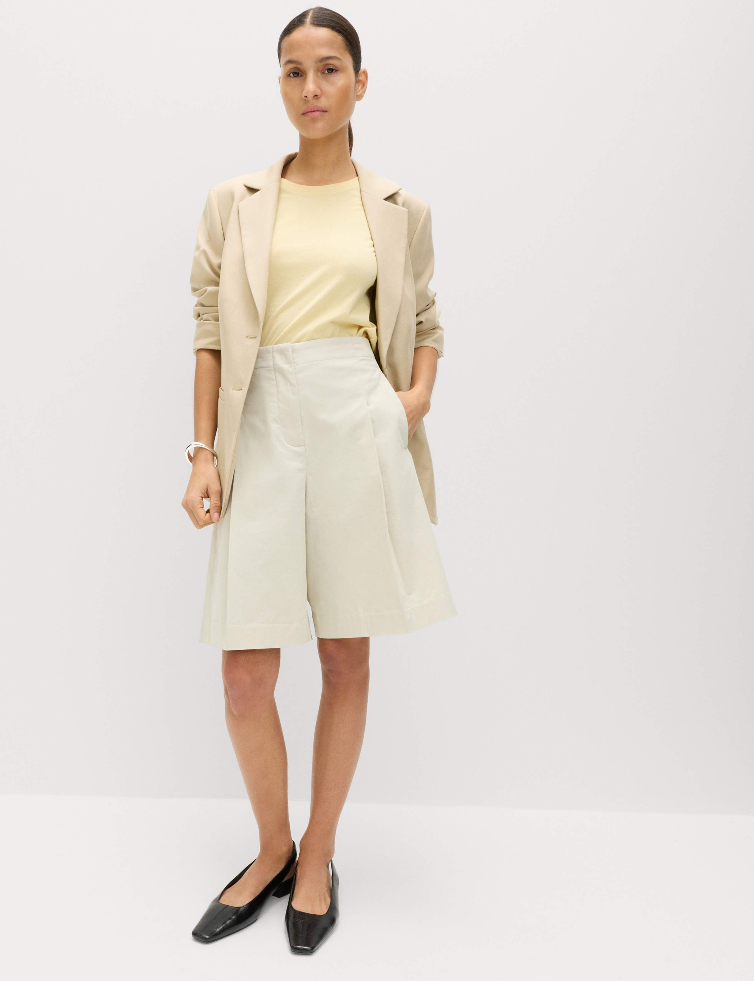 Cotton Rich High Waisted Pleat Front Bermuda Shorts 3 of 5