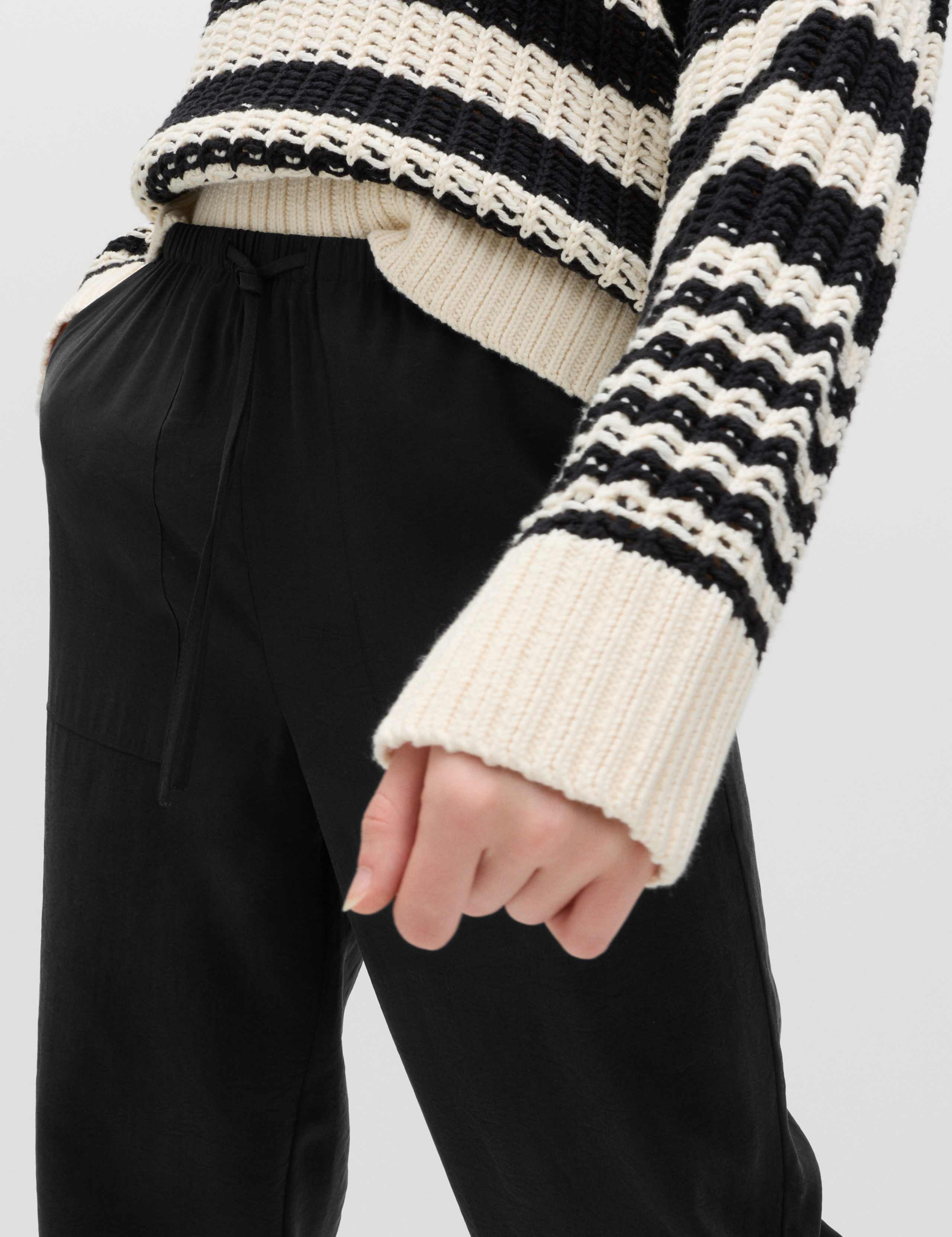 Pull On Elasticated Waist Straight Leg Trousers 3 of 5