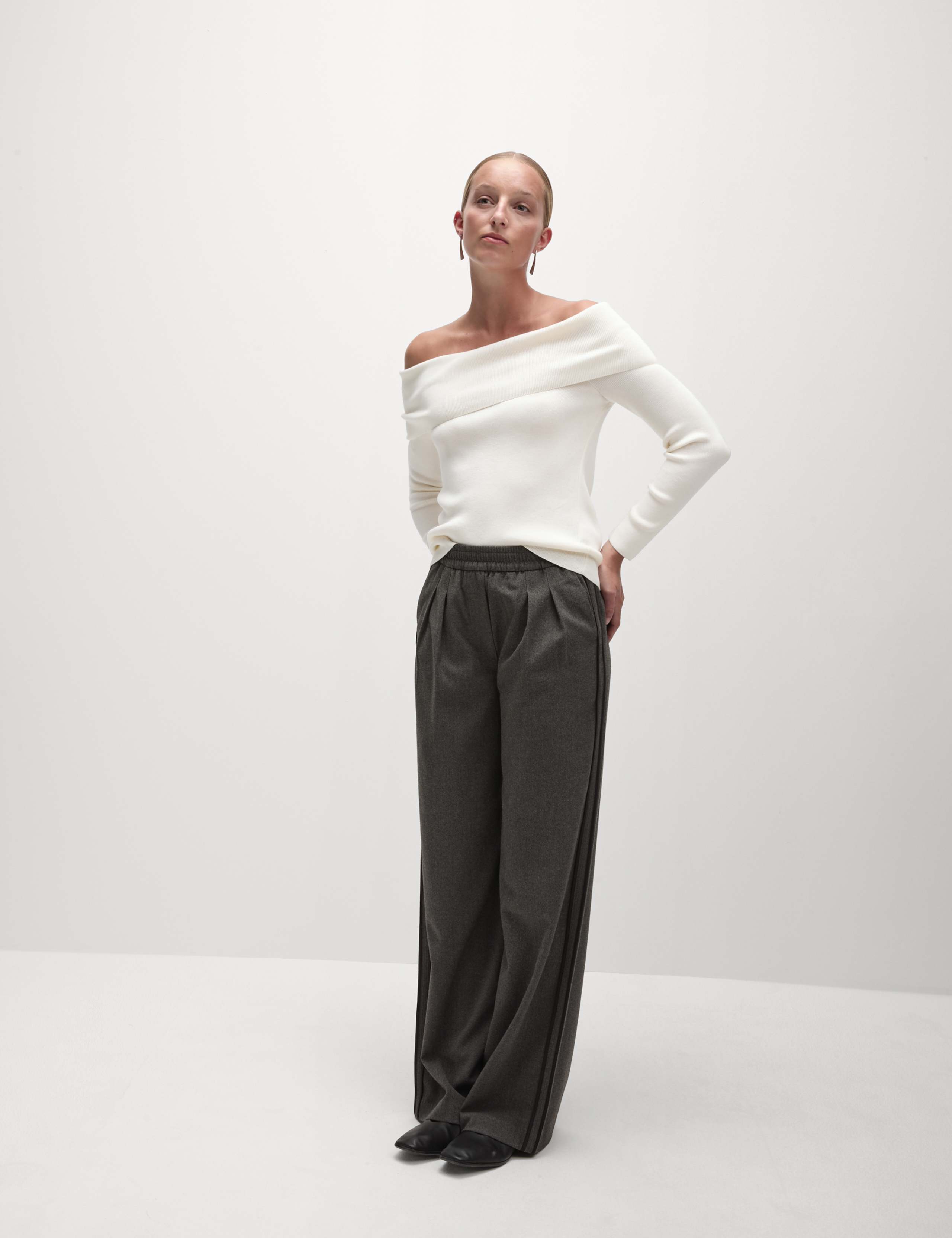 Side Stripe Pull On Wide Leg Trousers 3 of 5