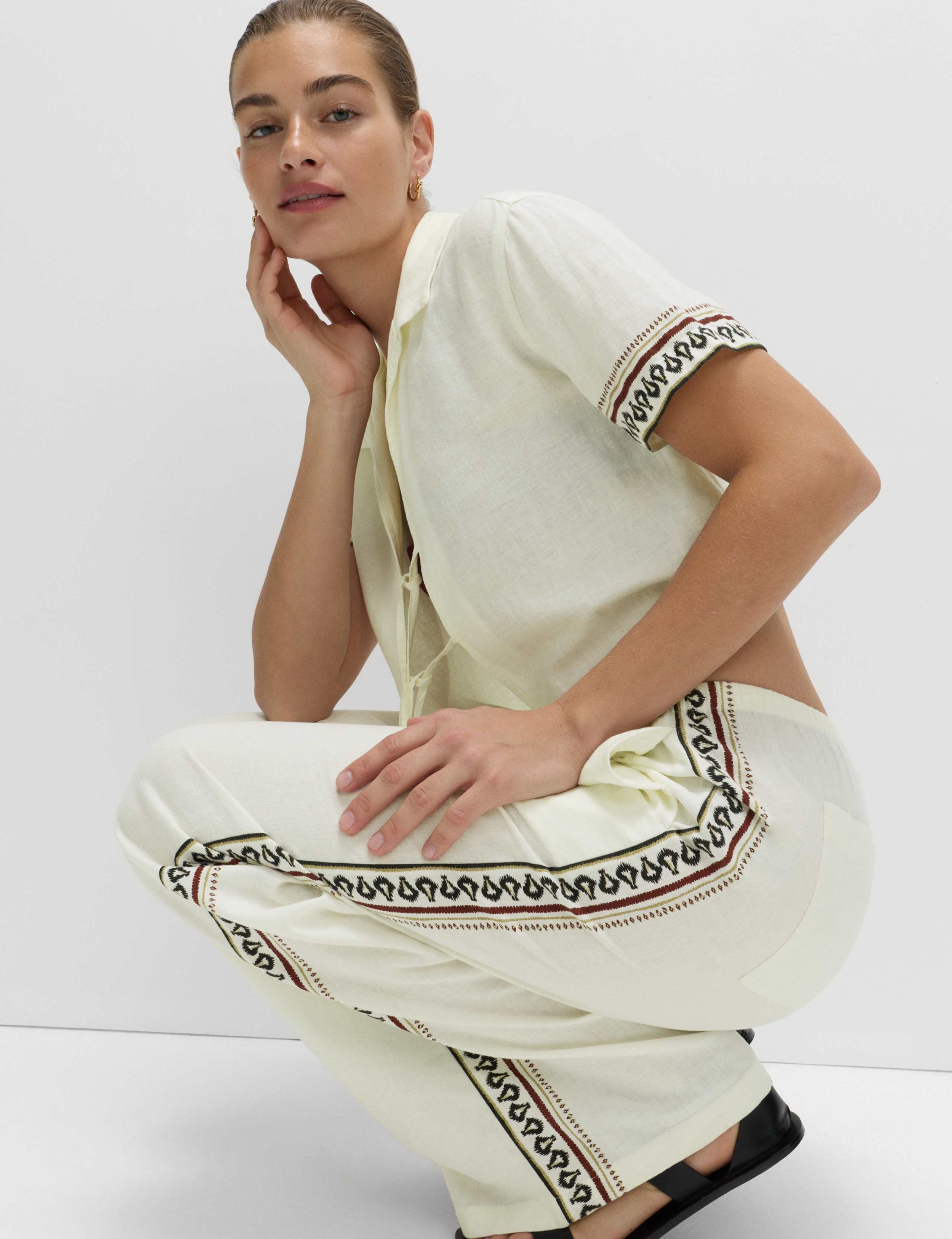 Linen Rich Side Detail Wide Leg Trousers 3 of 5