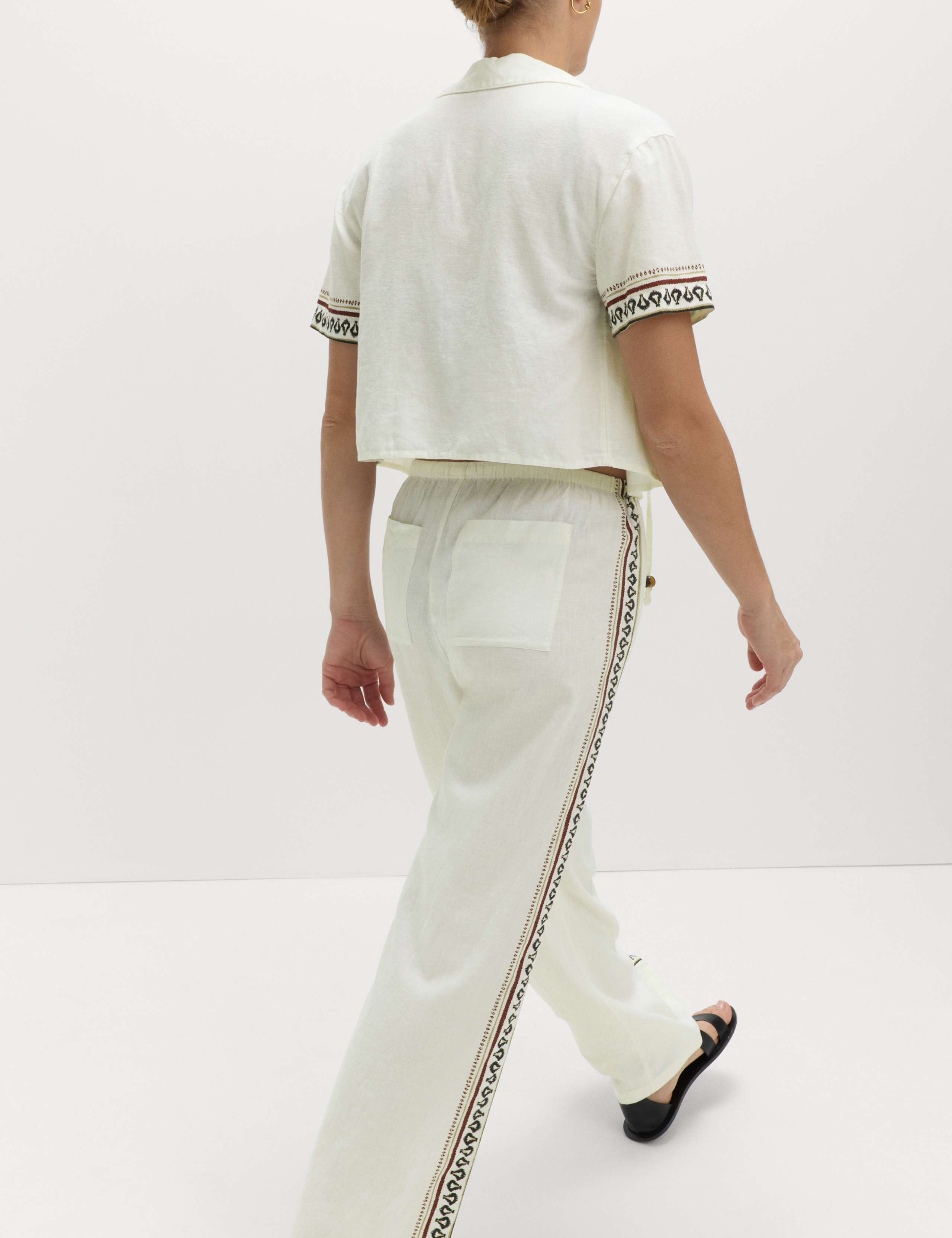 Linen Rich Side Detail Wide Leg Trousers 4 of 5