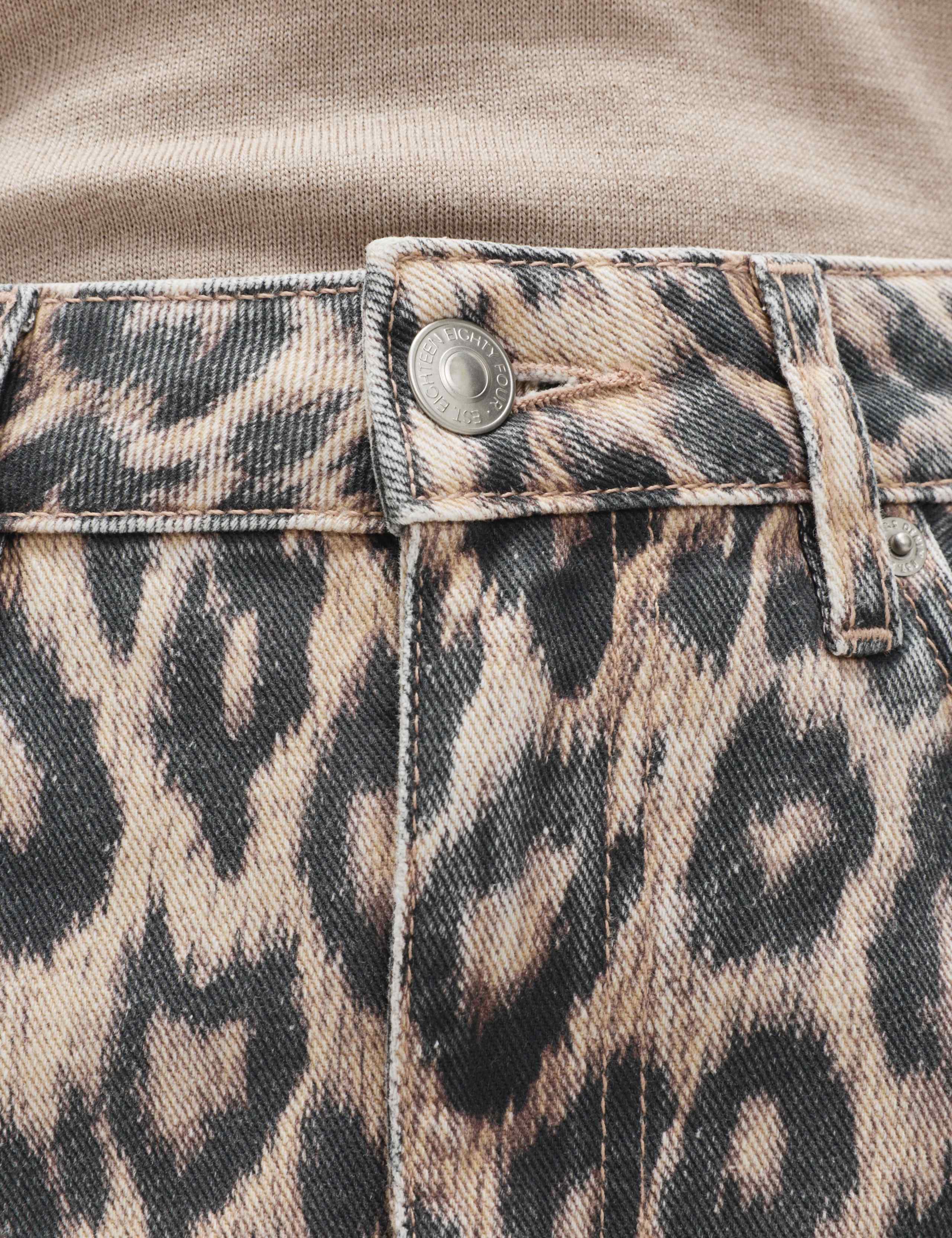 Mid Rise Animal Barrel Jeans 3 of 7