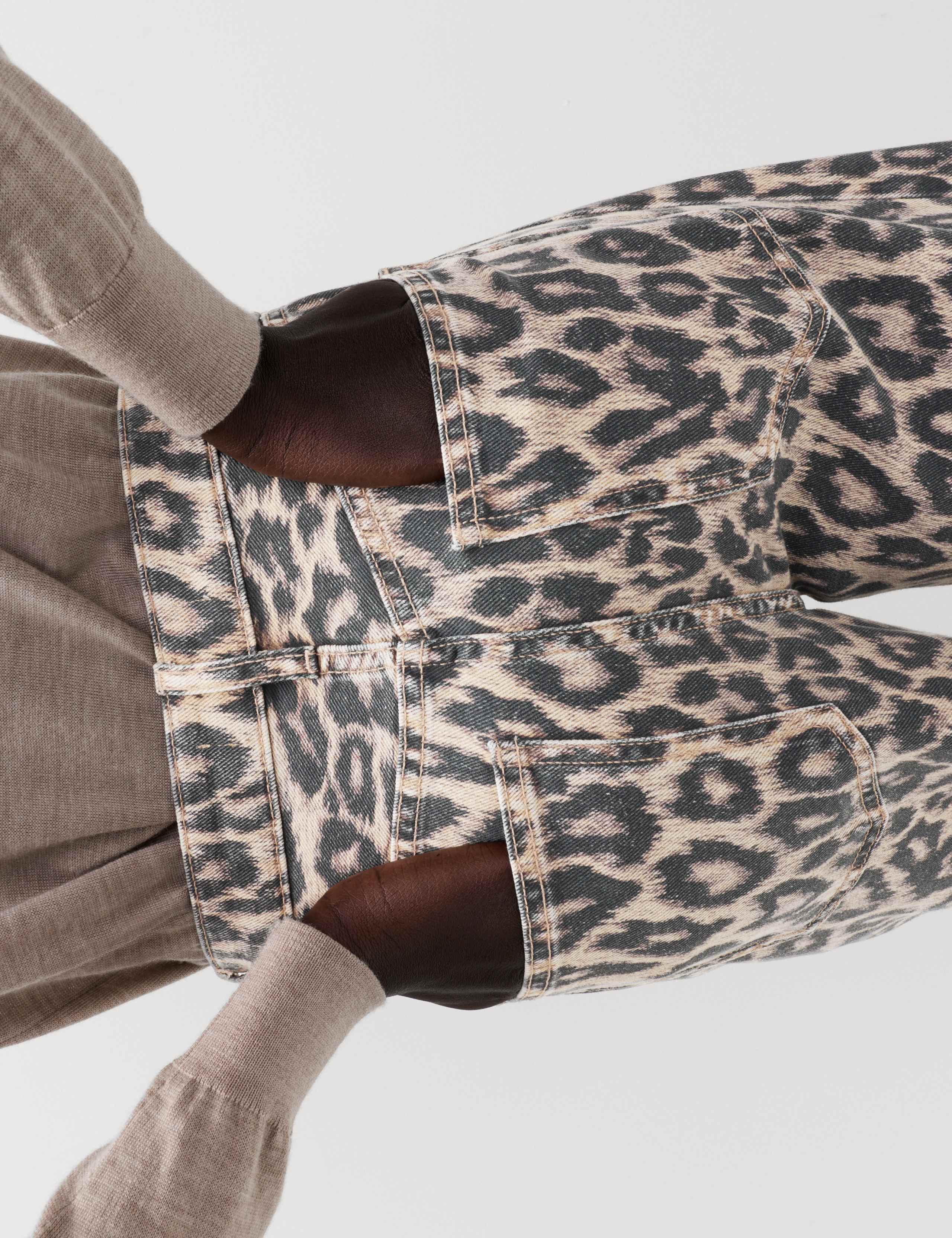 Mid Rise Animal Barrel Jeans 5 of 7