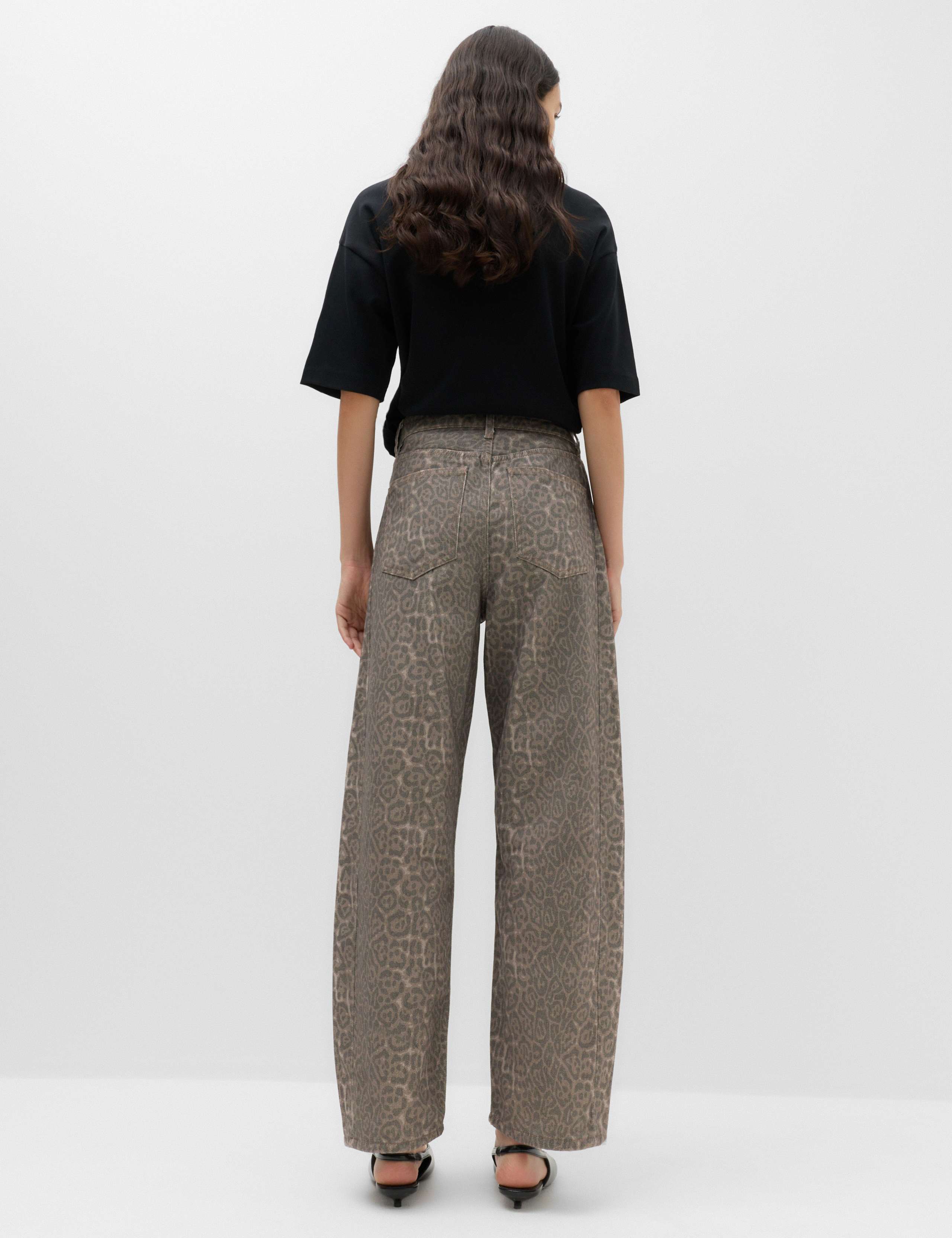 Mid Rise Animal Barrel Jeans 4 of 6