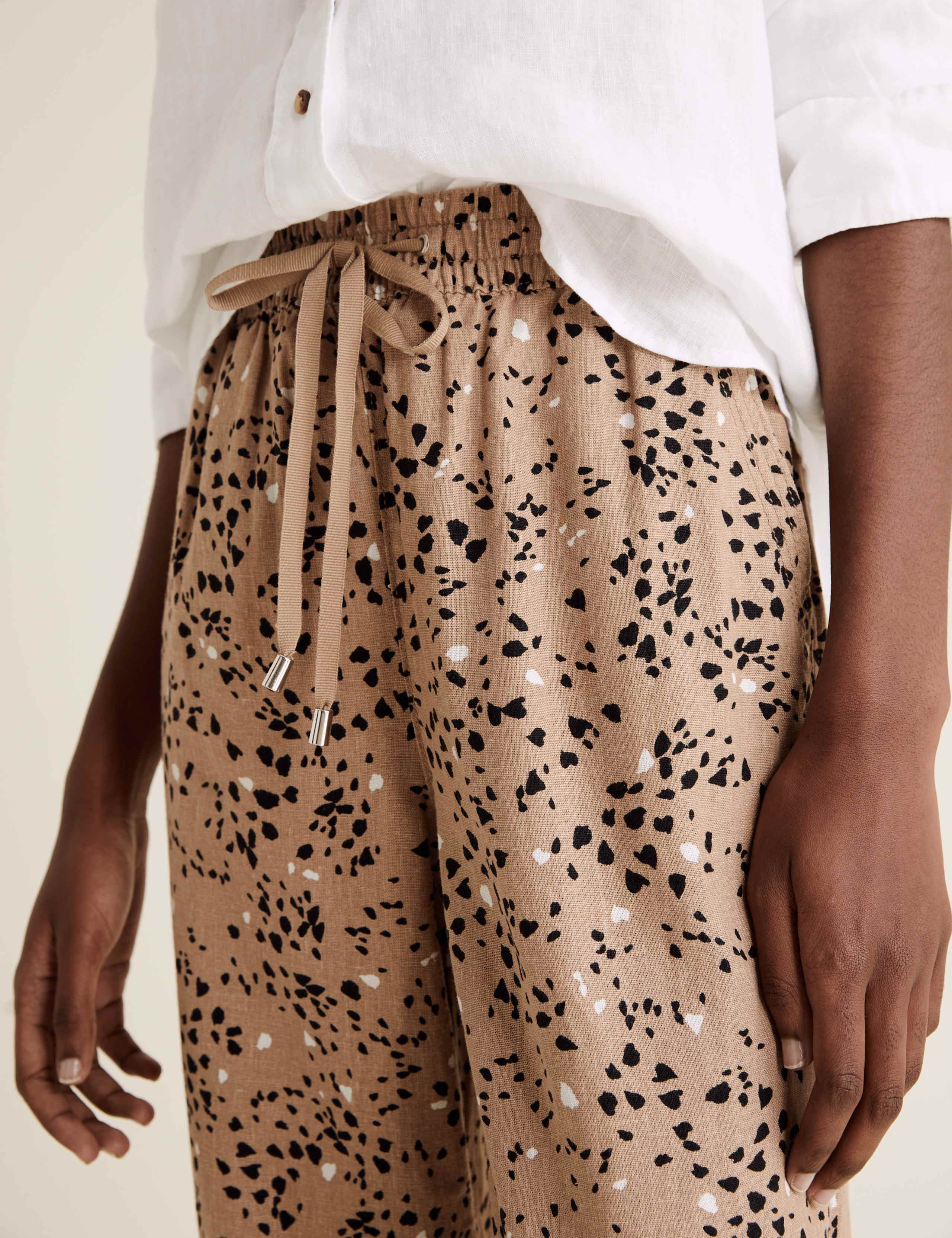 Linen Animal Print Tapered Trousers 4 of 6