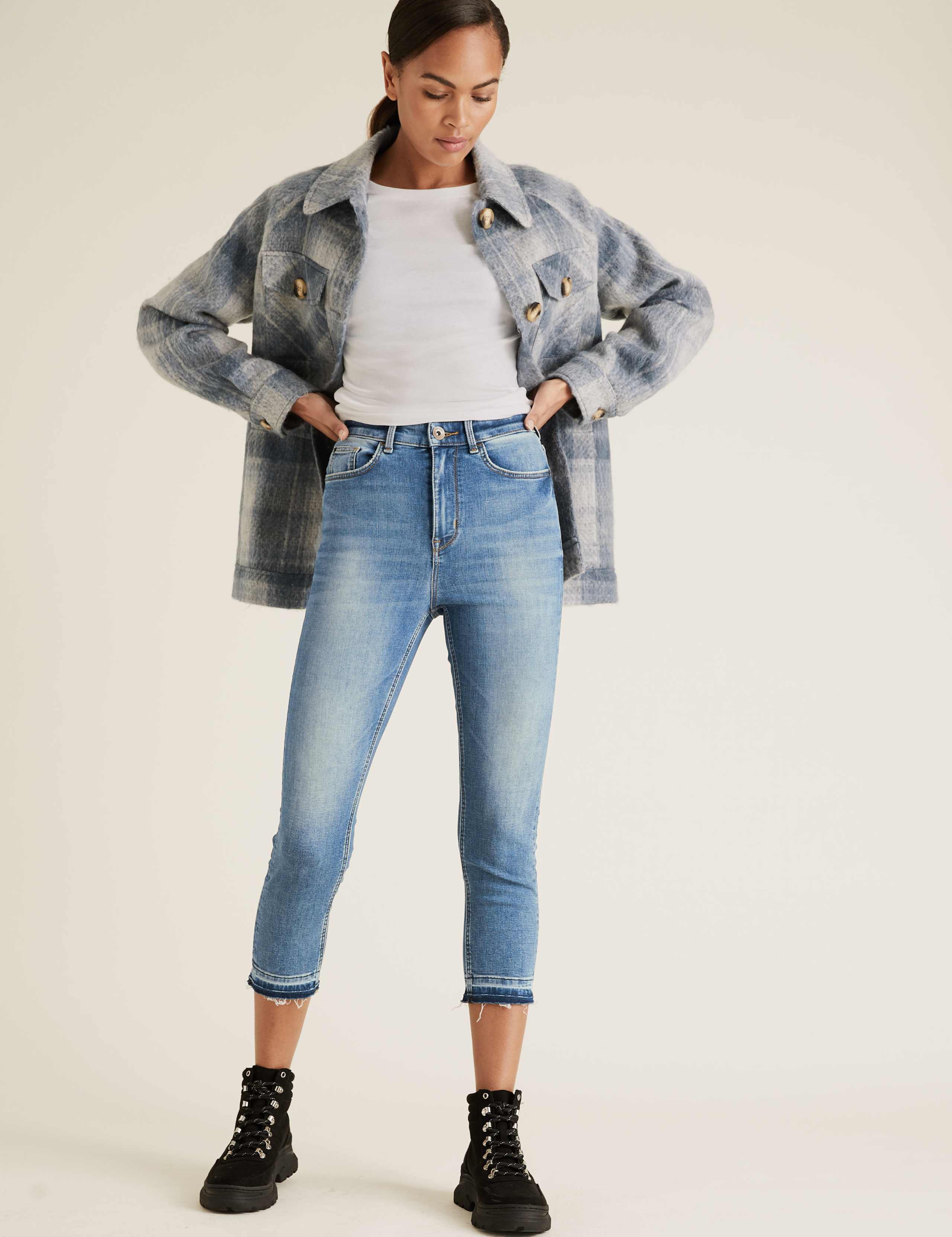 Supersoft High Waisted Skinny Cropped Jeans 3 of 6