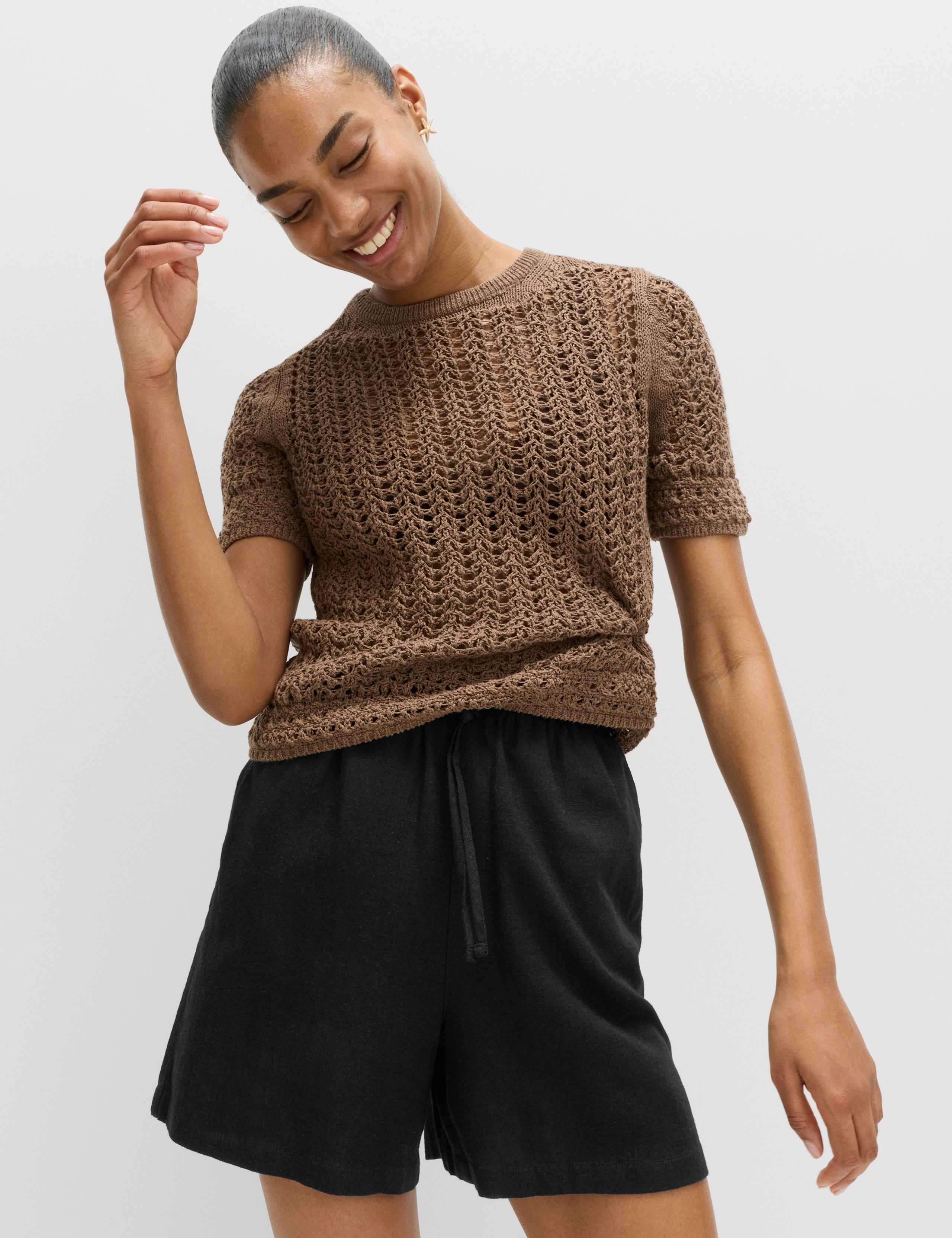 Pull On High Waisted Shorts with Linen 6 of 6