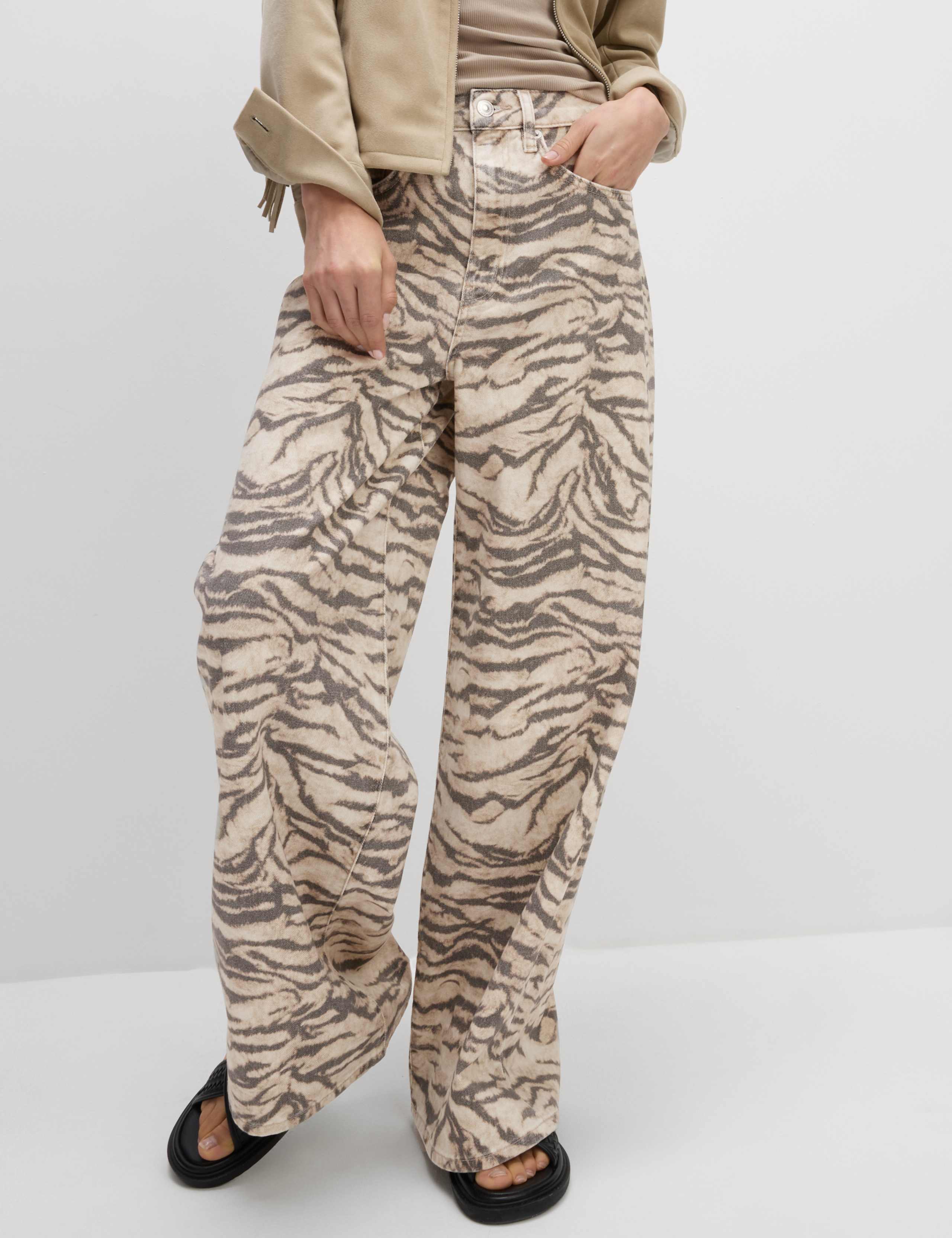 Animal Print Wide Leg Jeans 6 of 6