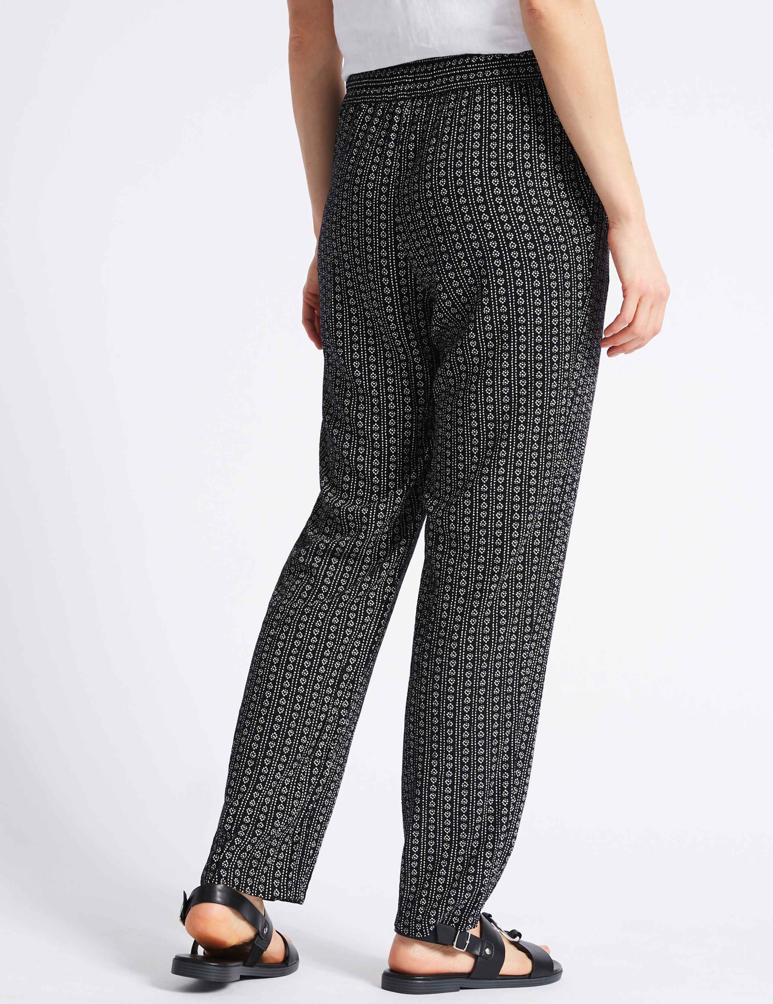 Geometric Print Tapered Leg Peg Trousers 4 of 6