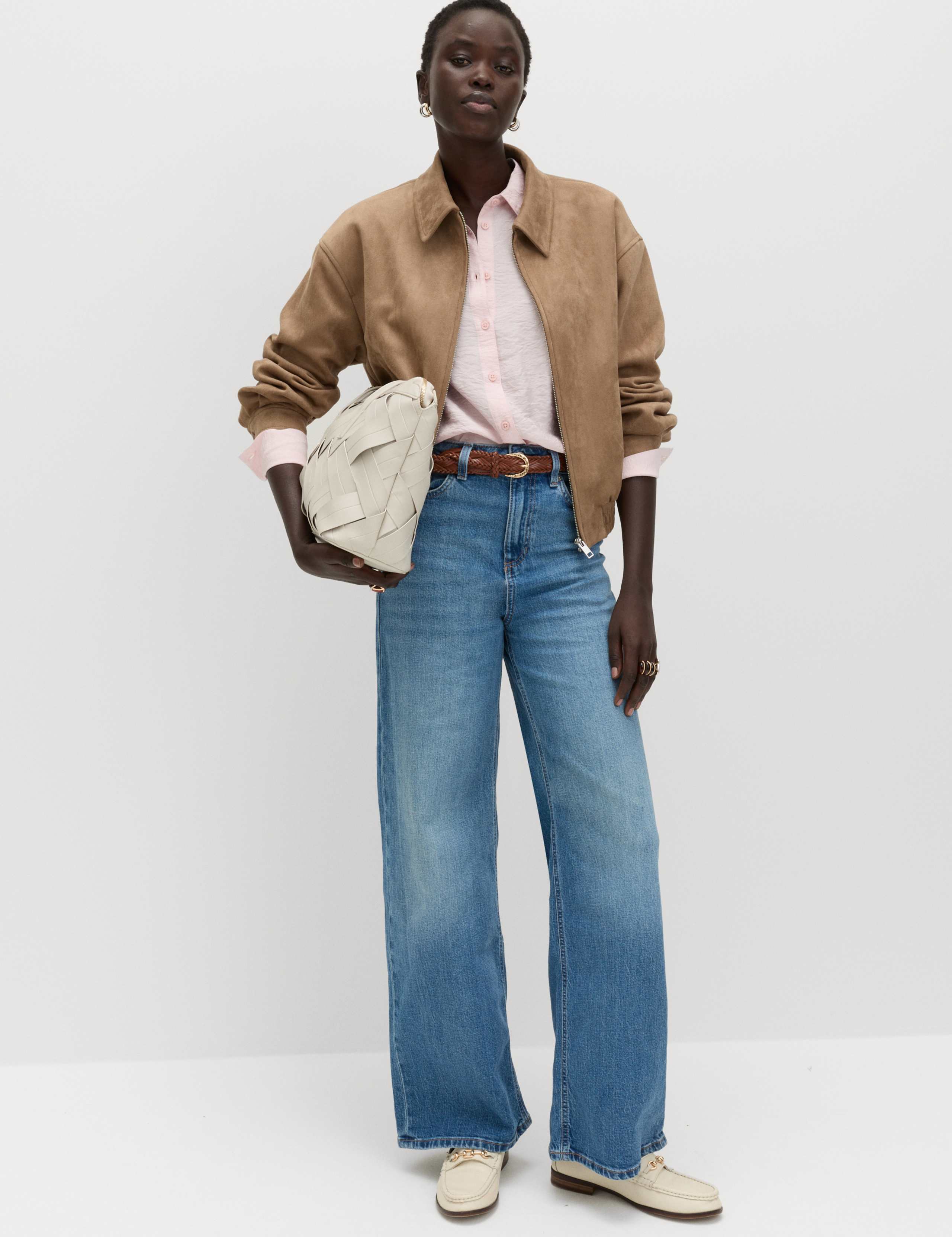 The Wide-Leg Jeans 4 of 6