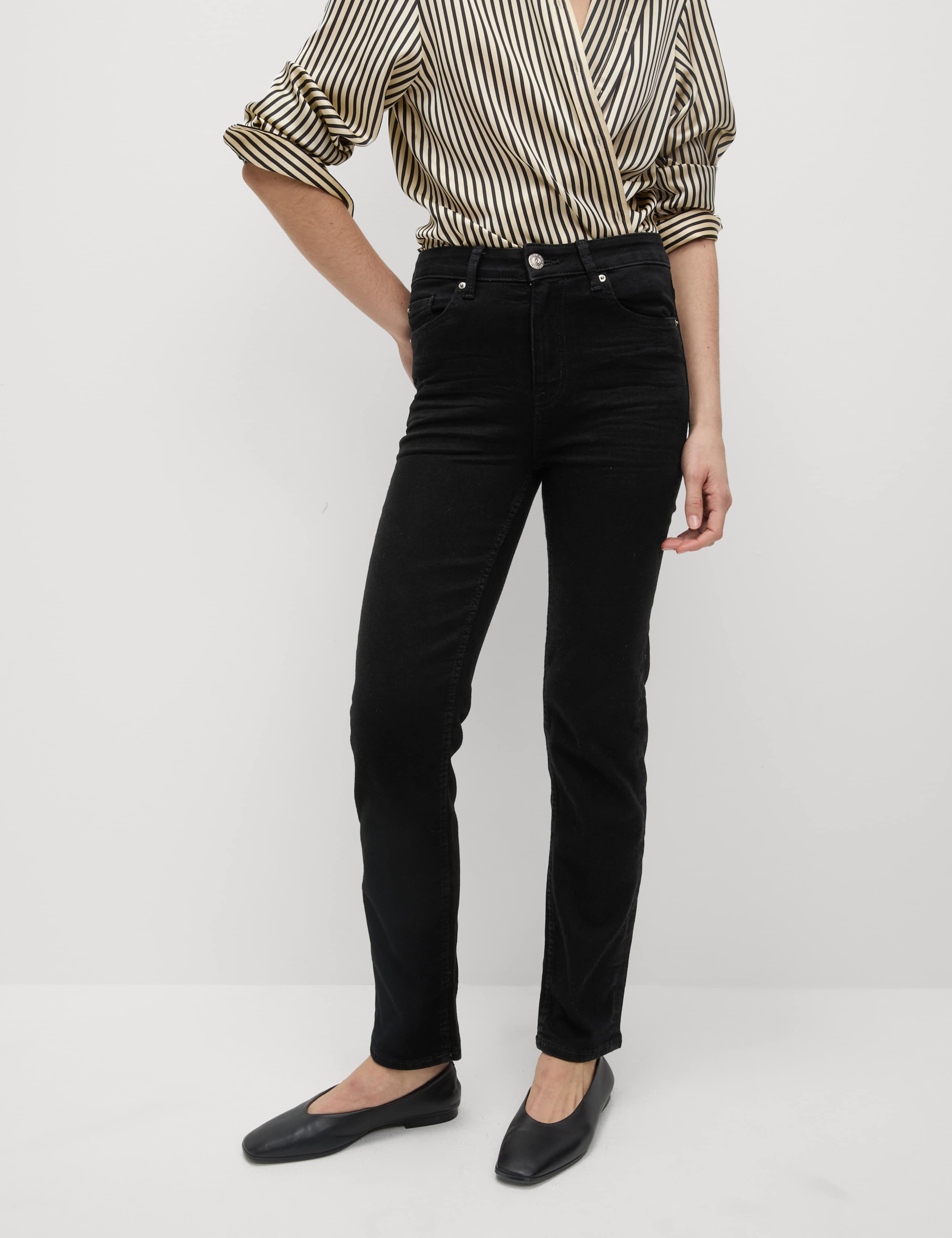 Sienna Straight Leg Jeans 4 of 5