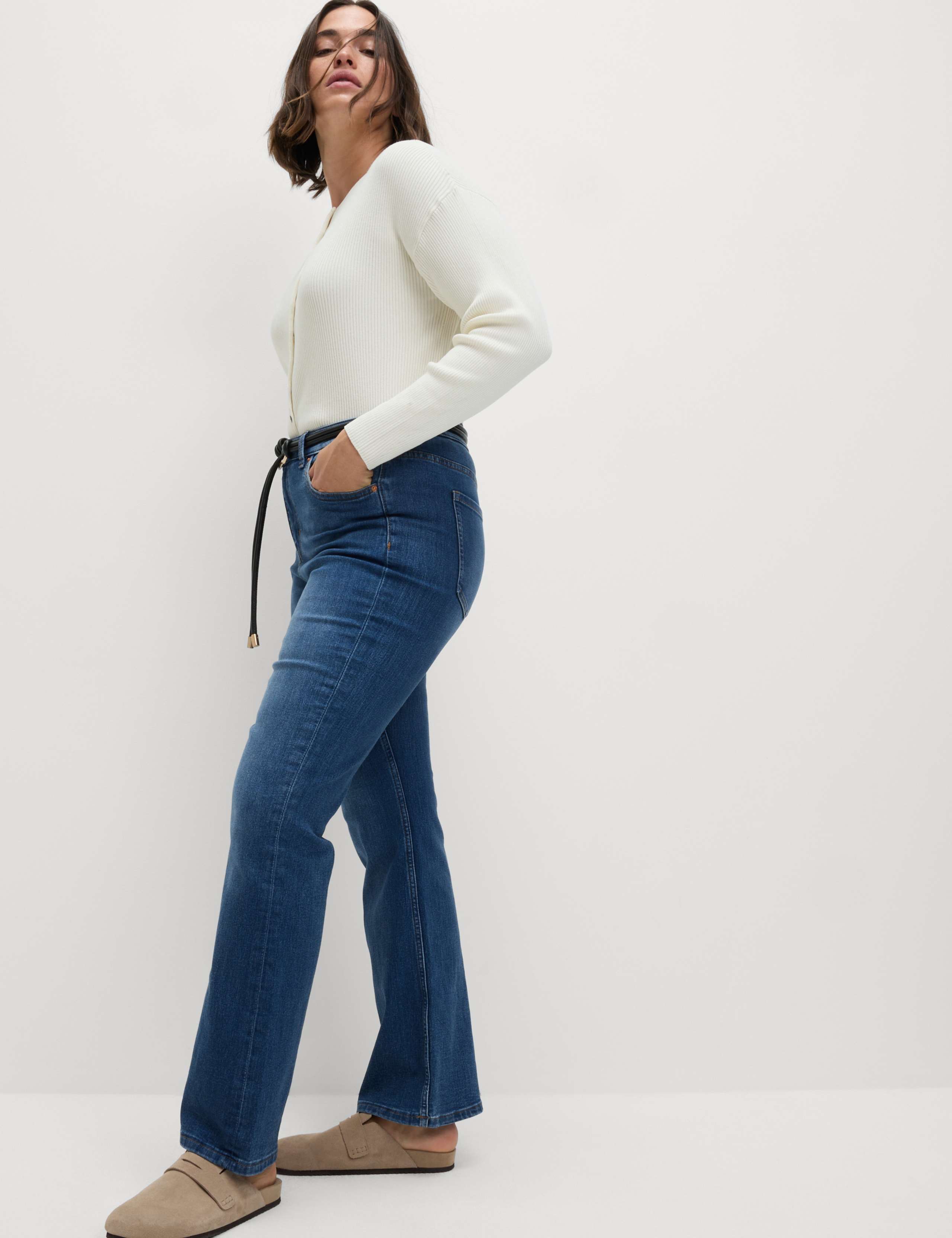 Eva Bootcut Jeans 1 of 5