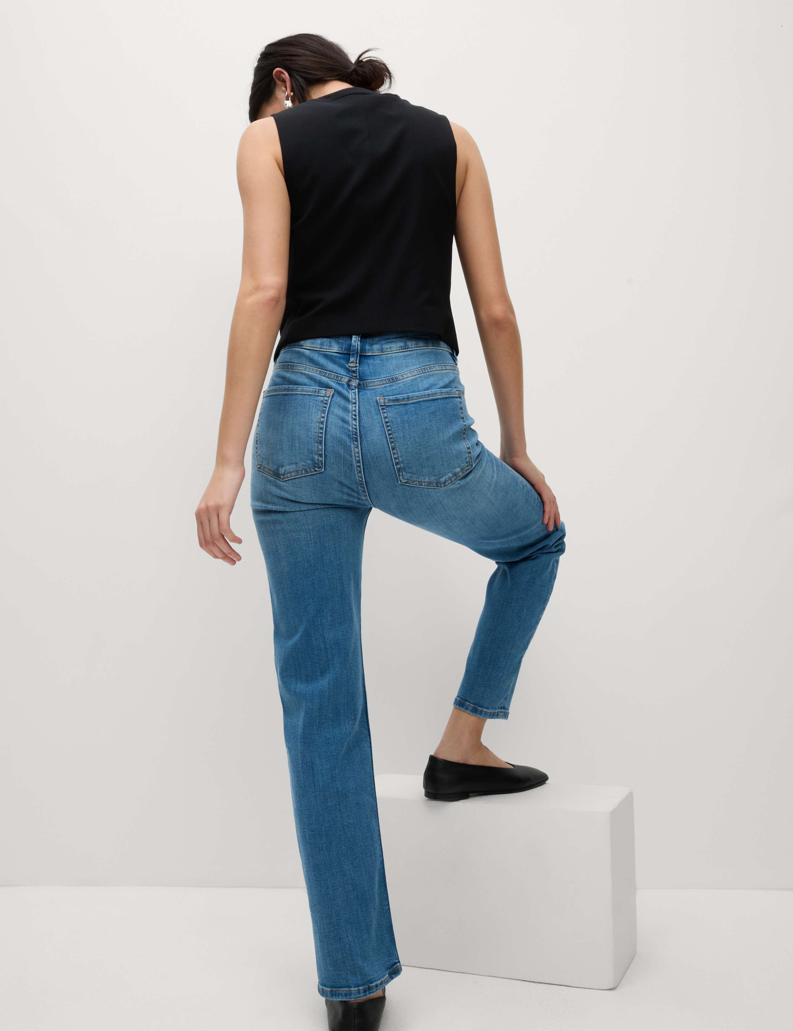 Sienna Supersoft High Waisted Jeans 1 of 4