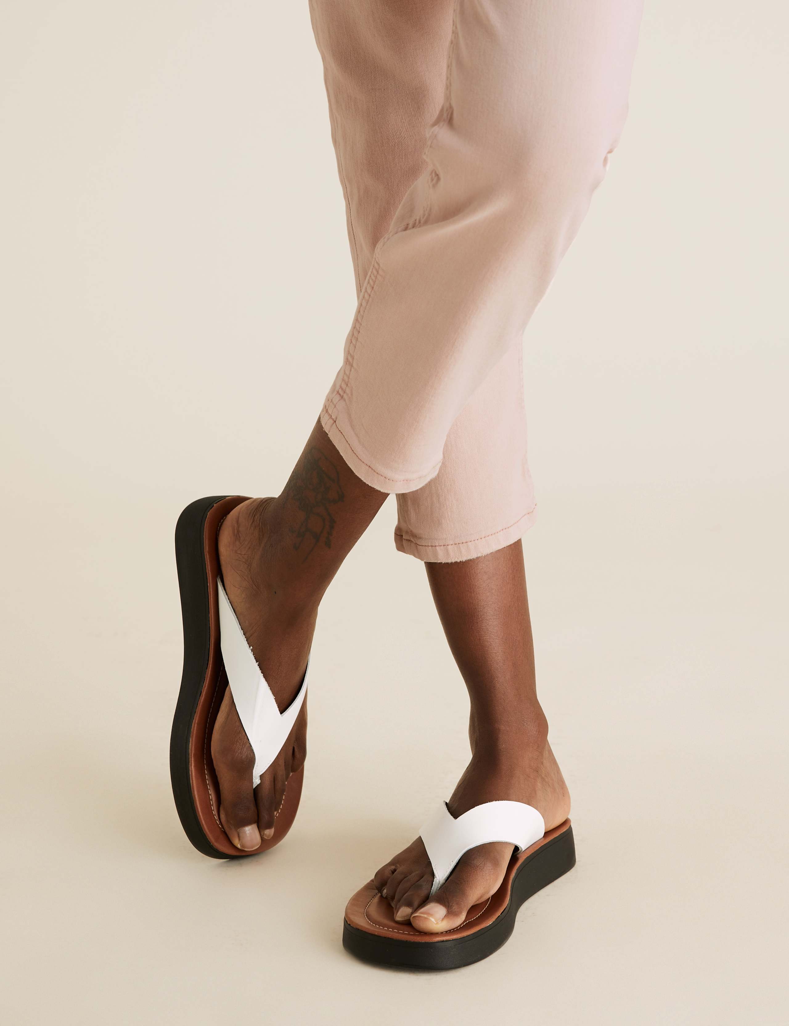 Slim Fit Cropped Jeans 4 of 5