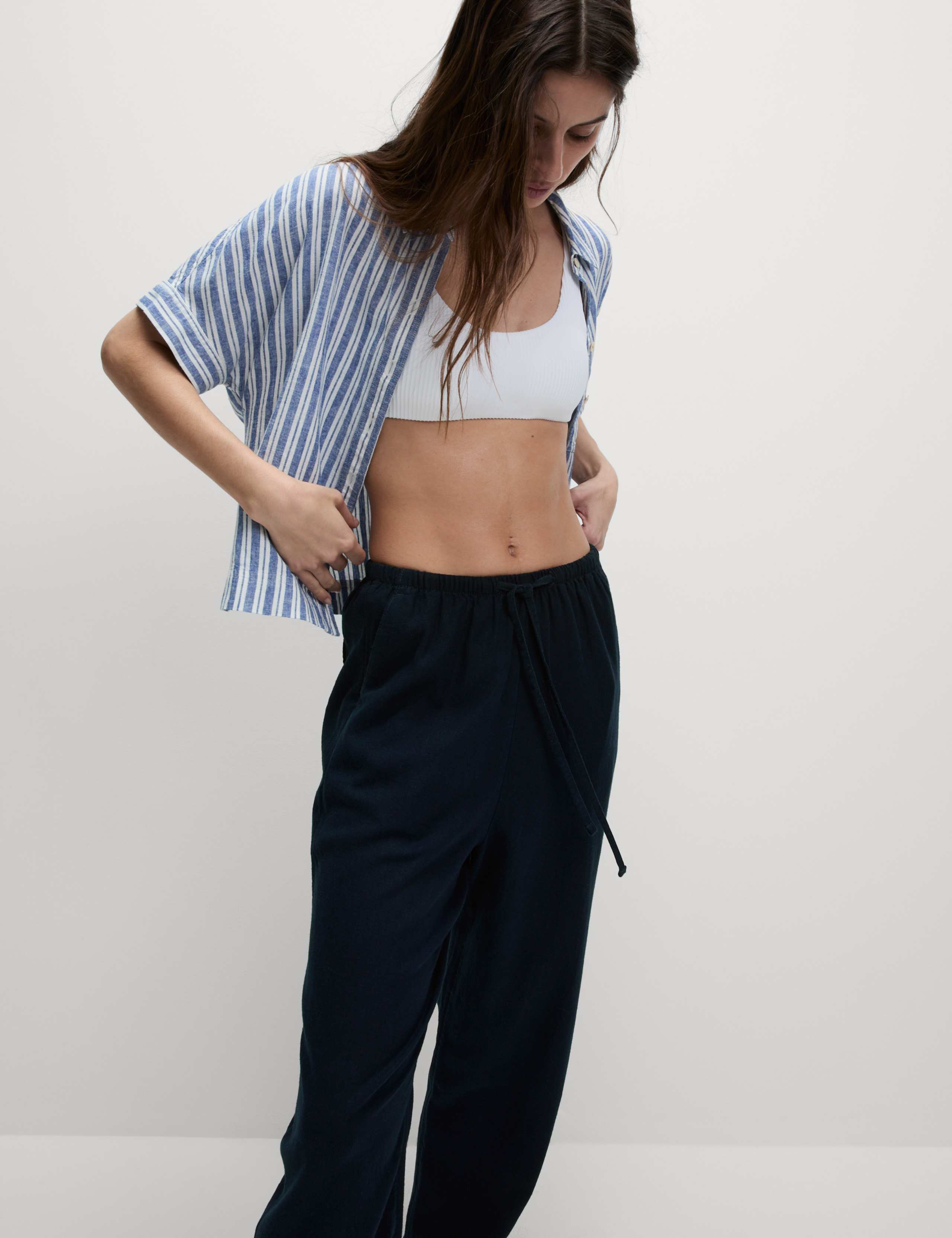 Linen-Rich Drawstring Tapered Trousers 6 of 6