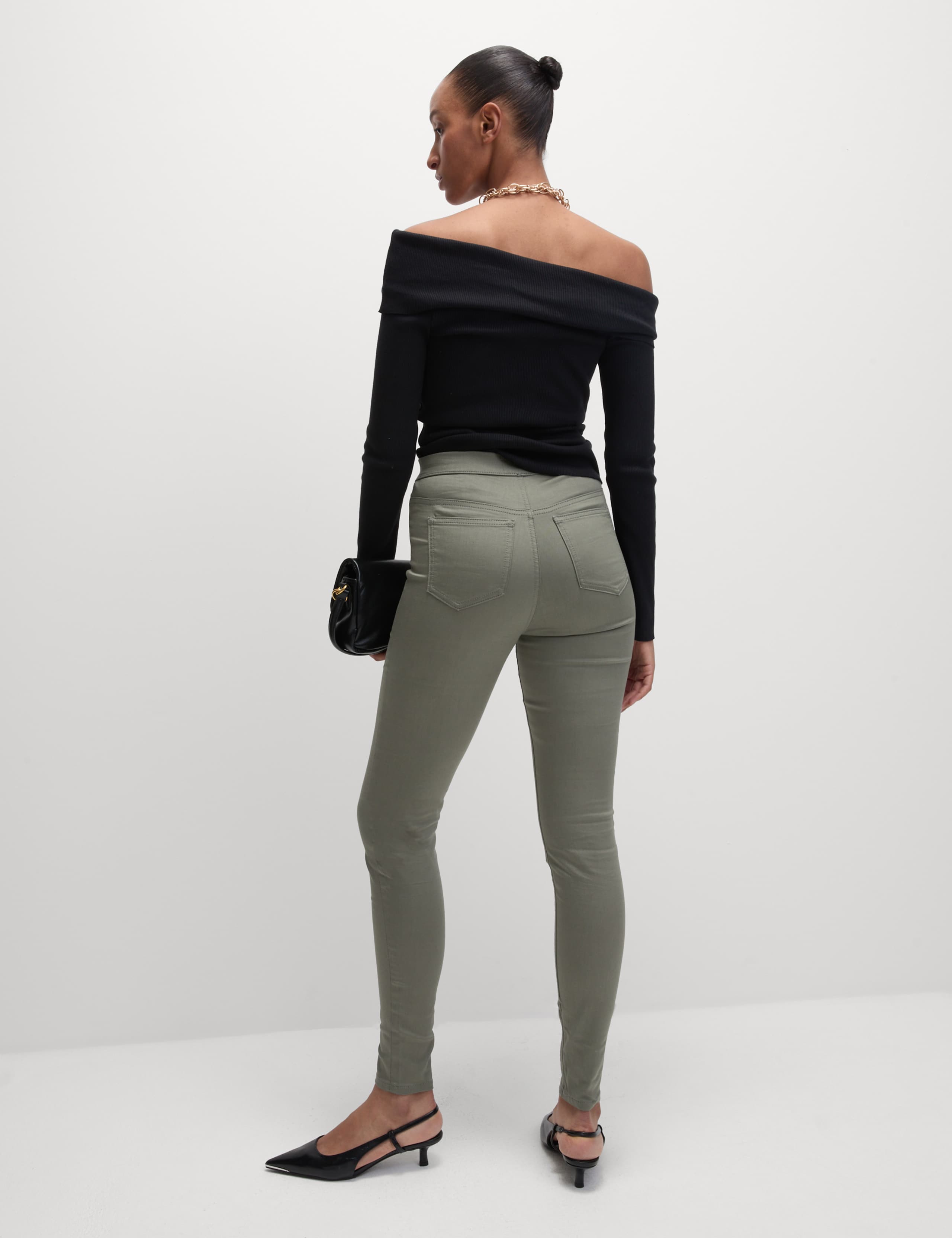 Pull on High Waisted Jegging 4 of 5