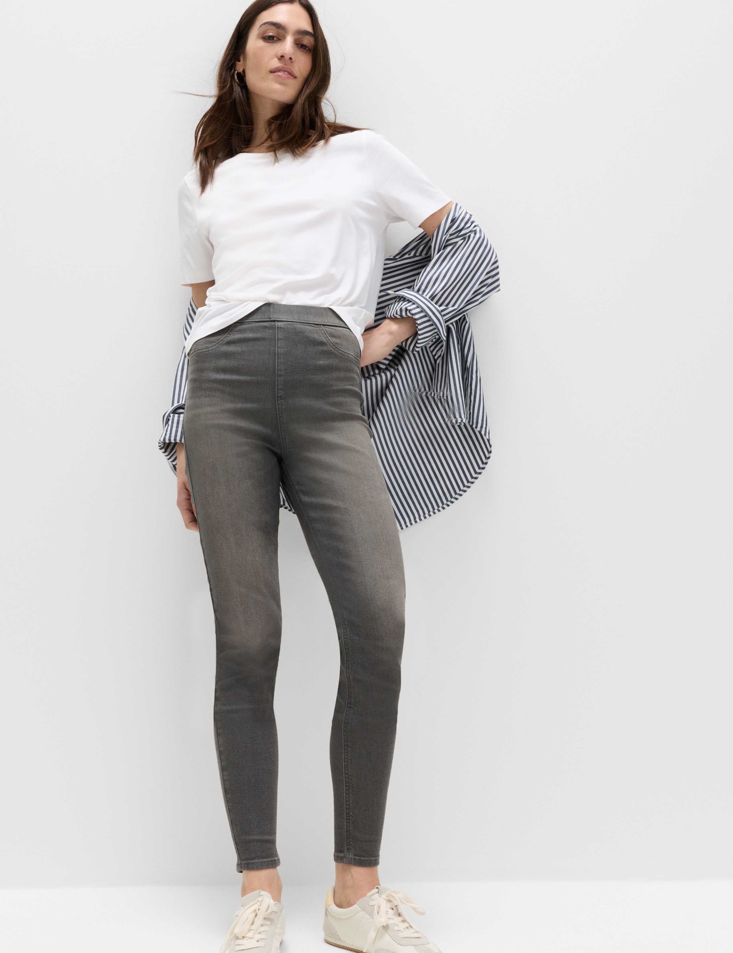 Pull on High Waisted Jegging 4 of 6