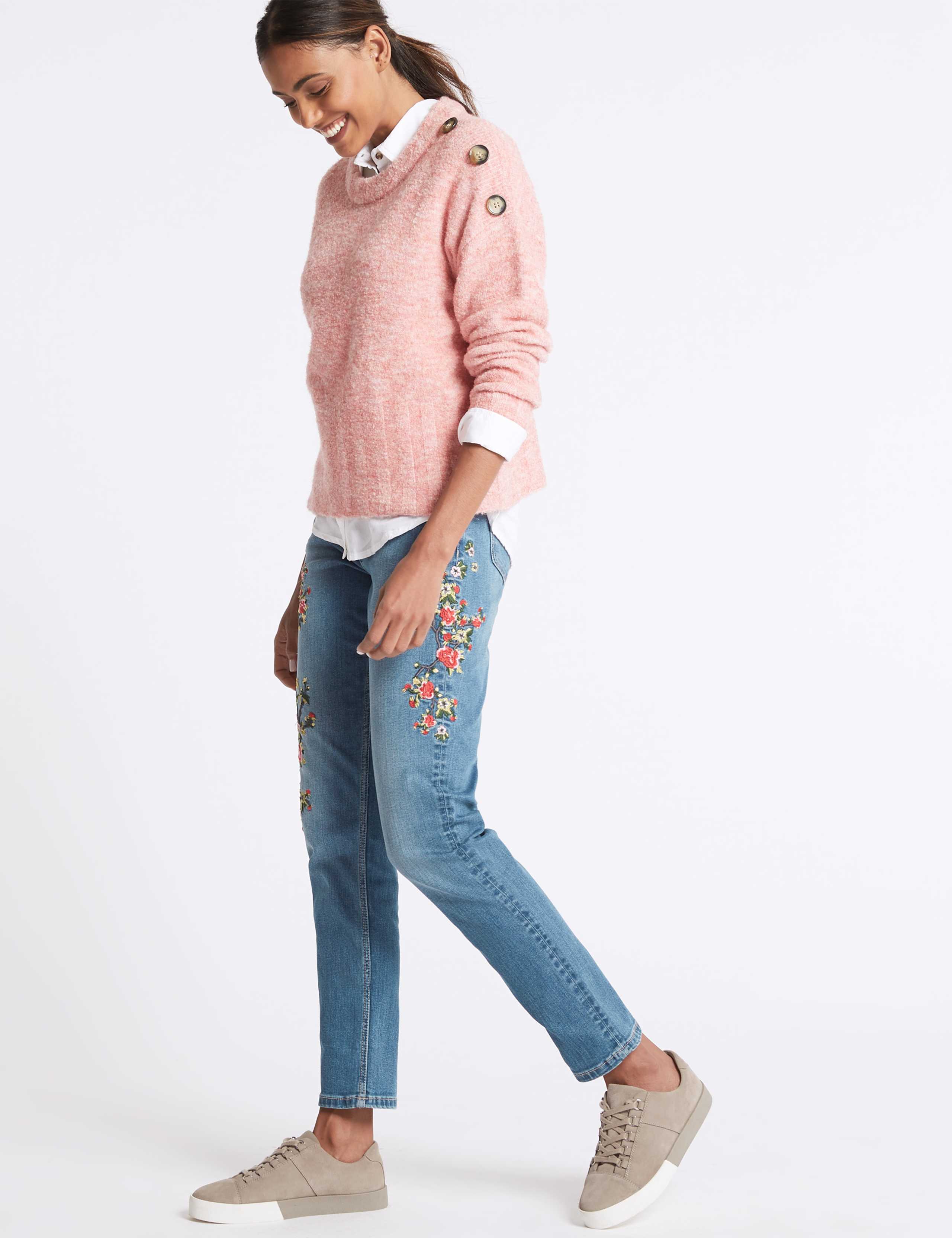 Floral Embroidered Mid Rise Jeans 7 of 7