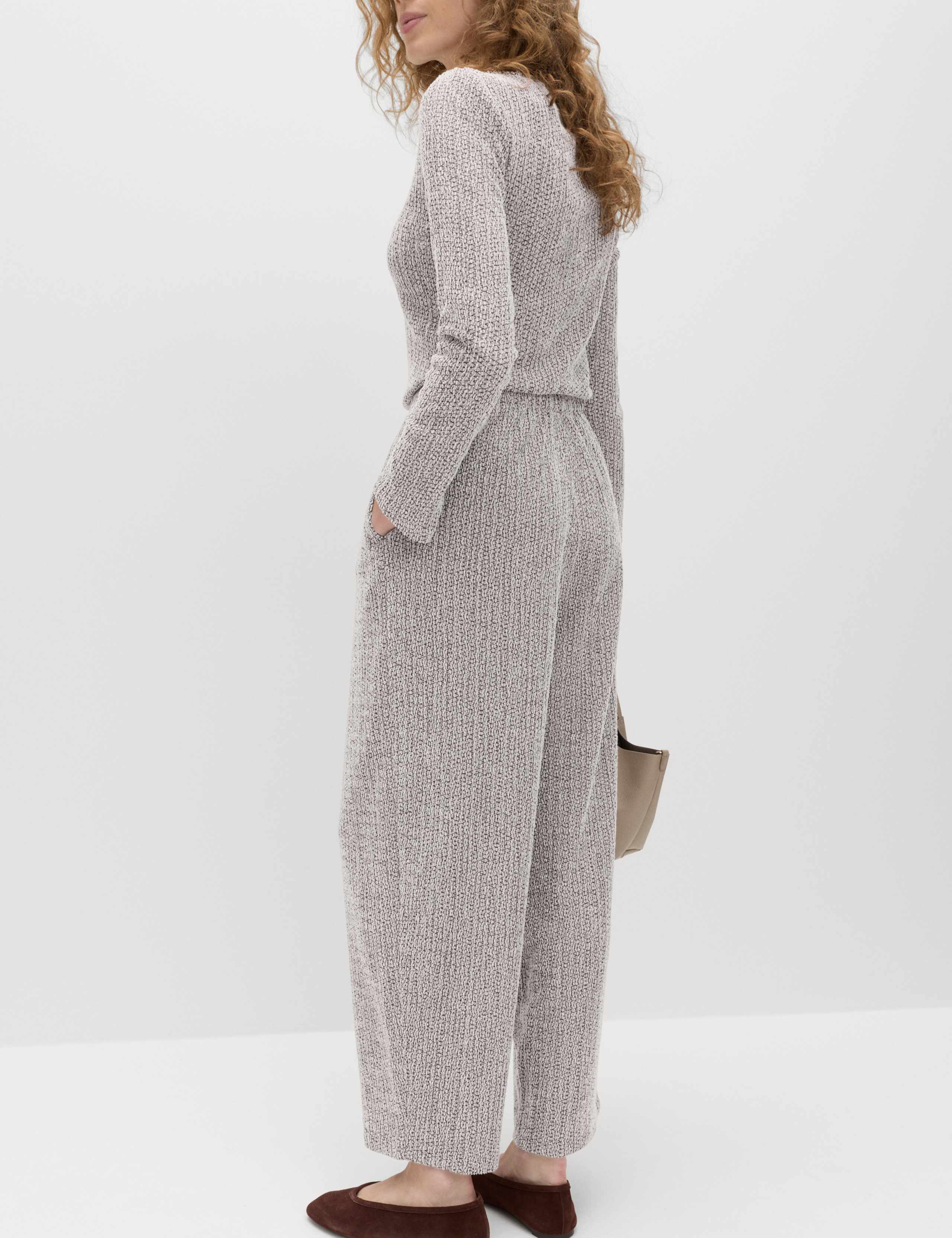 Jersey Textured Carrot Leg Ankle Grazer Trousers 5 of 6